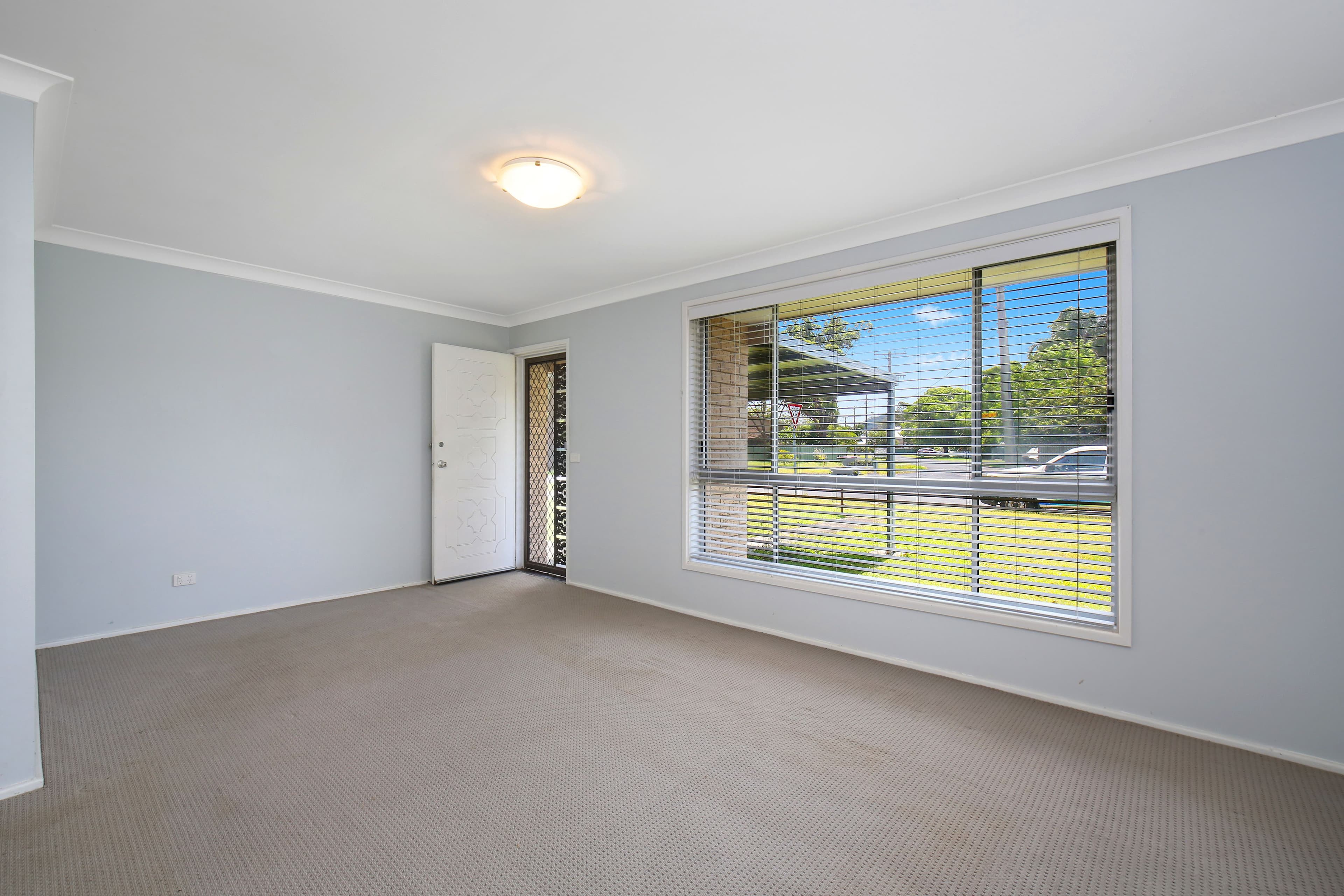78 Kincumber Crescent, Davistown - Thumbnail 2
