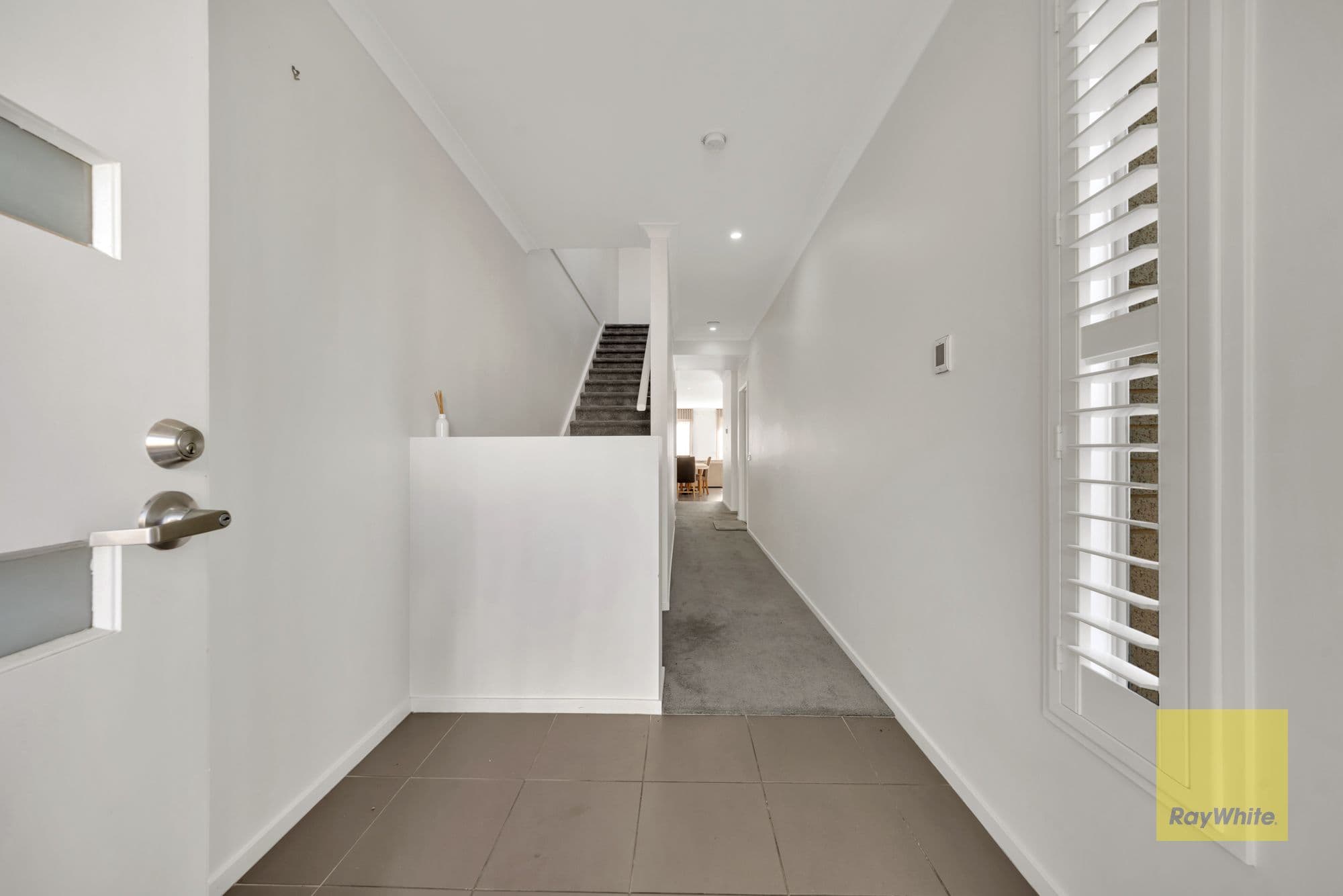 7 Broadbeach Circuit, Point Cook VIC 3030, Point Cook - Thumbnail 2