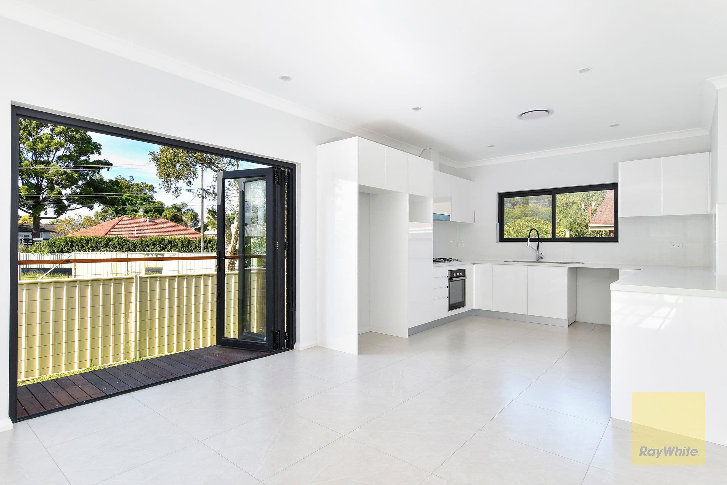 42 Paton Street, Woy Woy NSW 2256, Woy Woy - Thumbnail 4