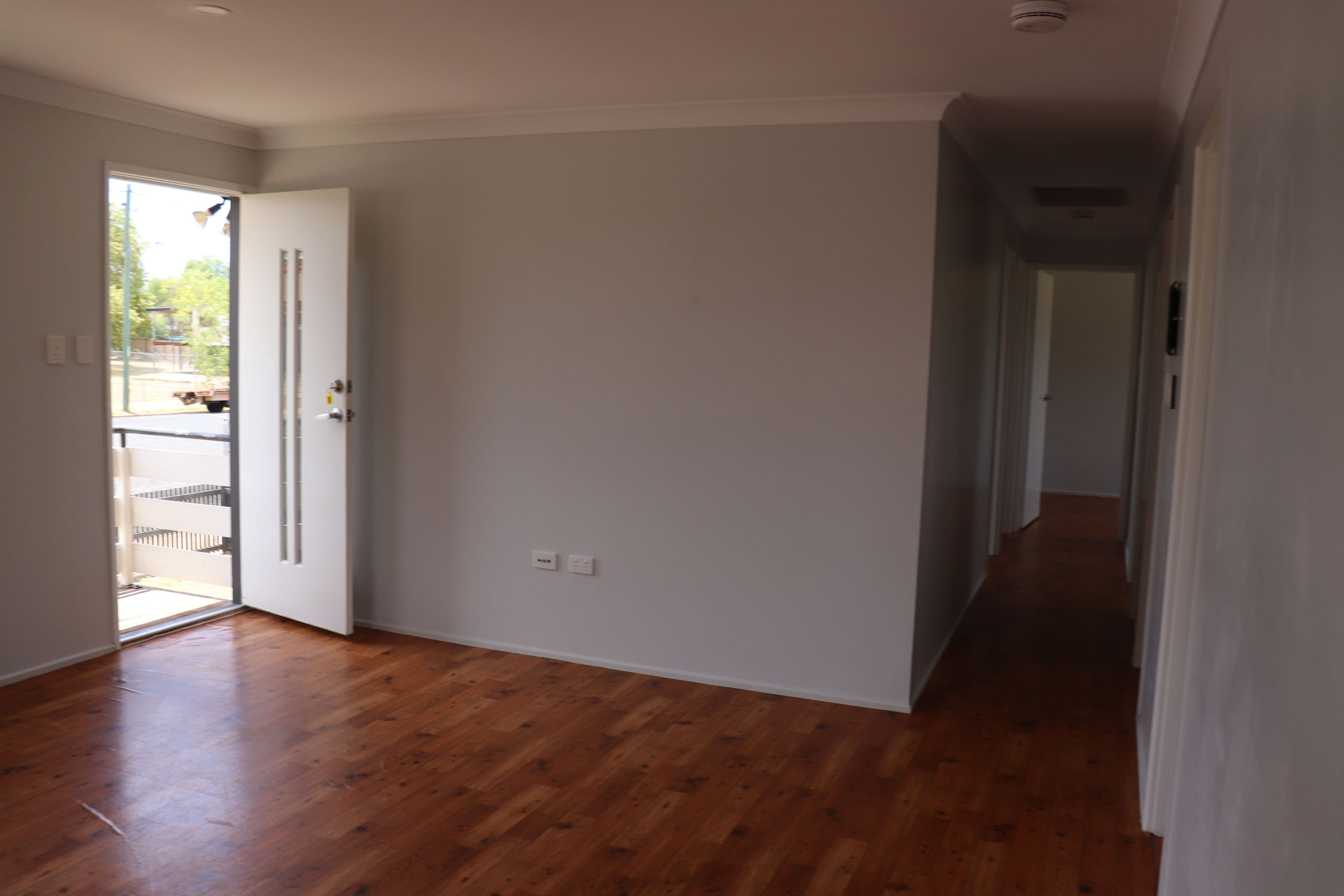 82 Edward Street, Charleville QLD 4470, Charleville - Thumbnail 2