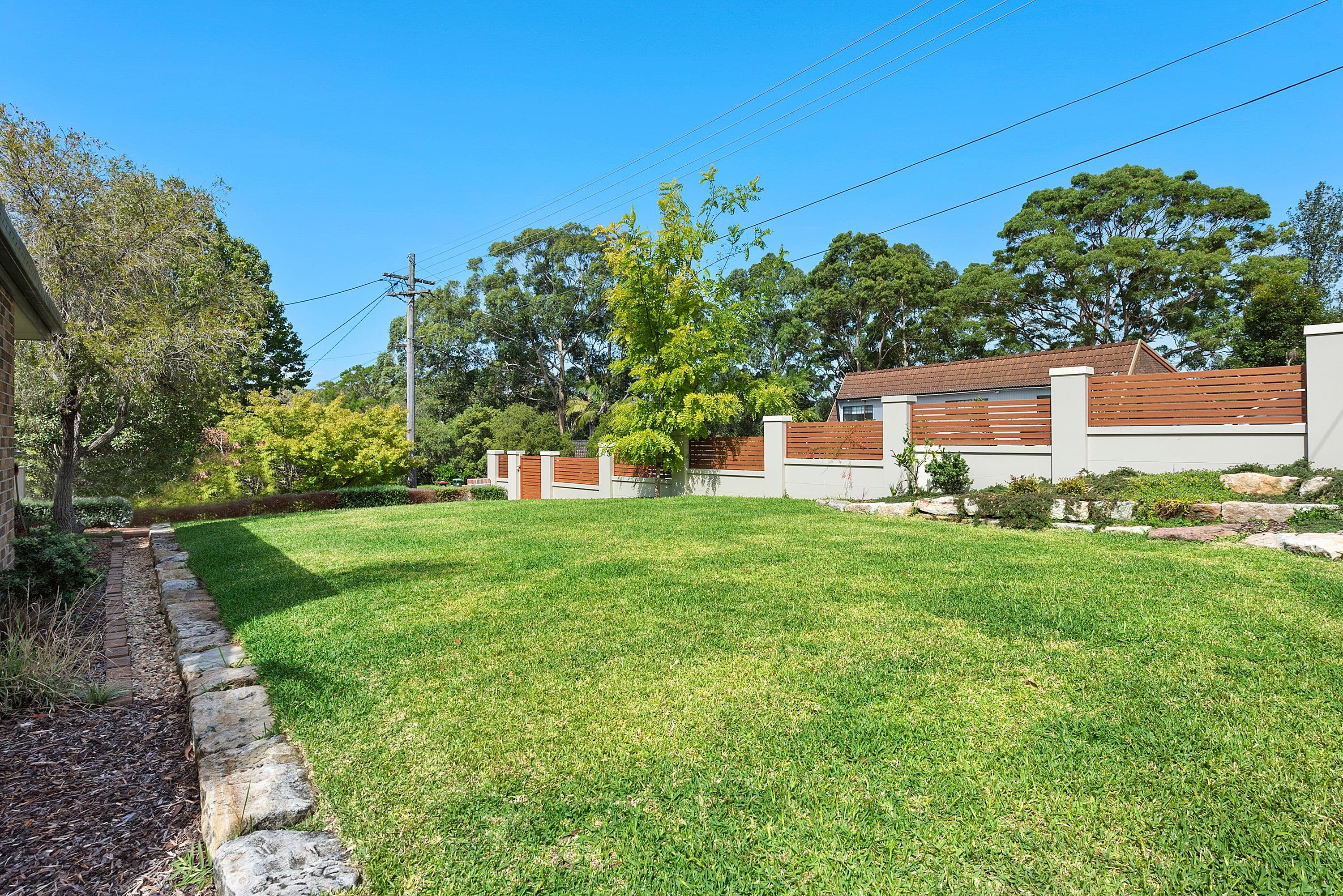 25 Higgins Place, Westleigh - Thumbnail 8