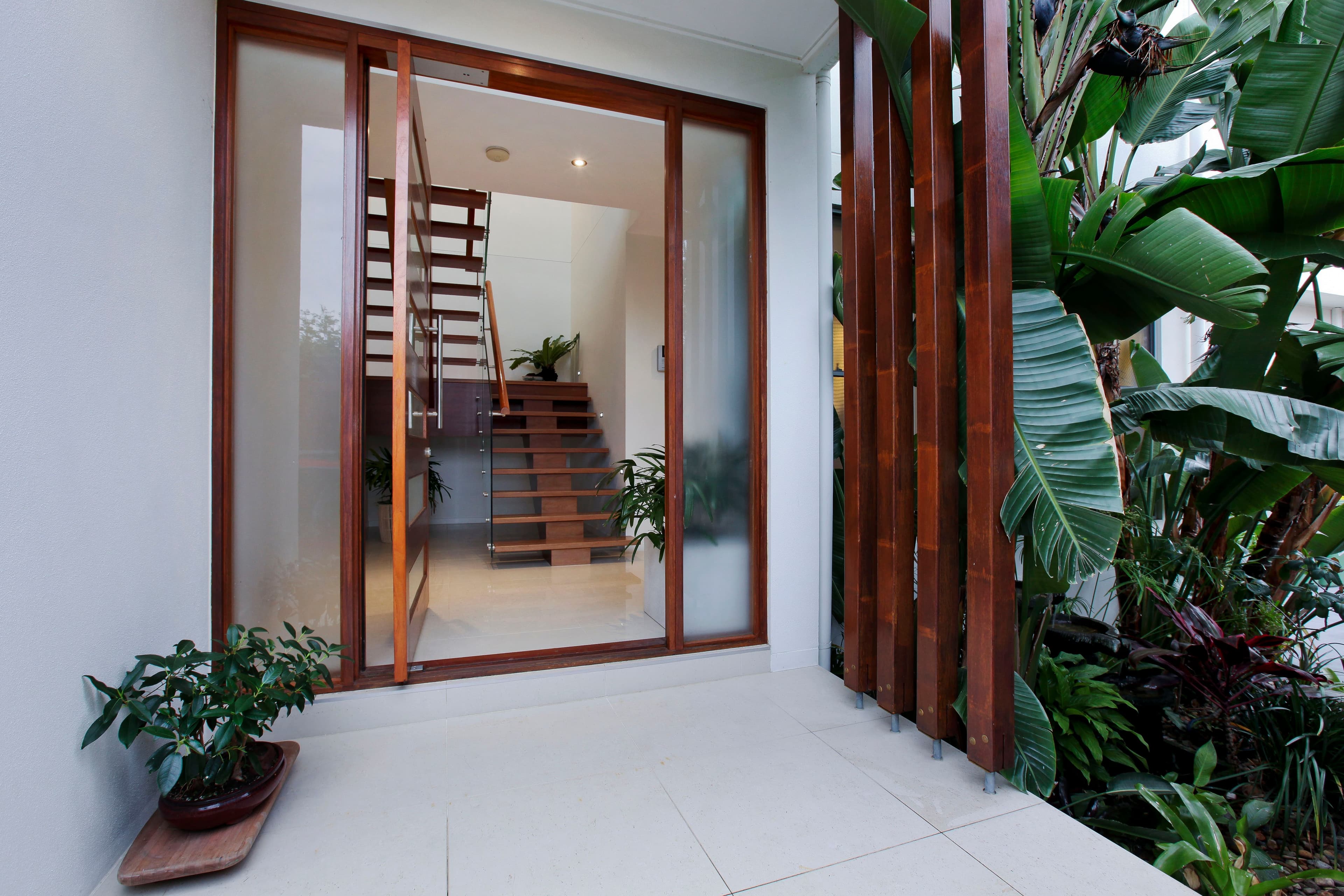 19 Margaroola Avenue, Biggera Waters QLD 4216, Biggera Waters - Thumbnail 2