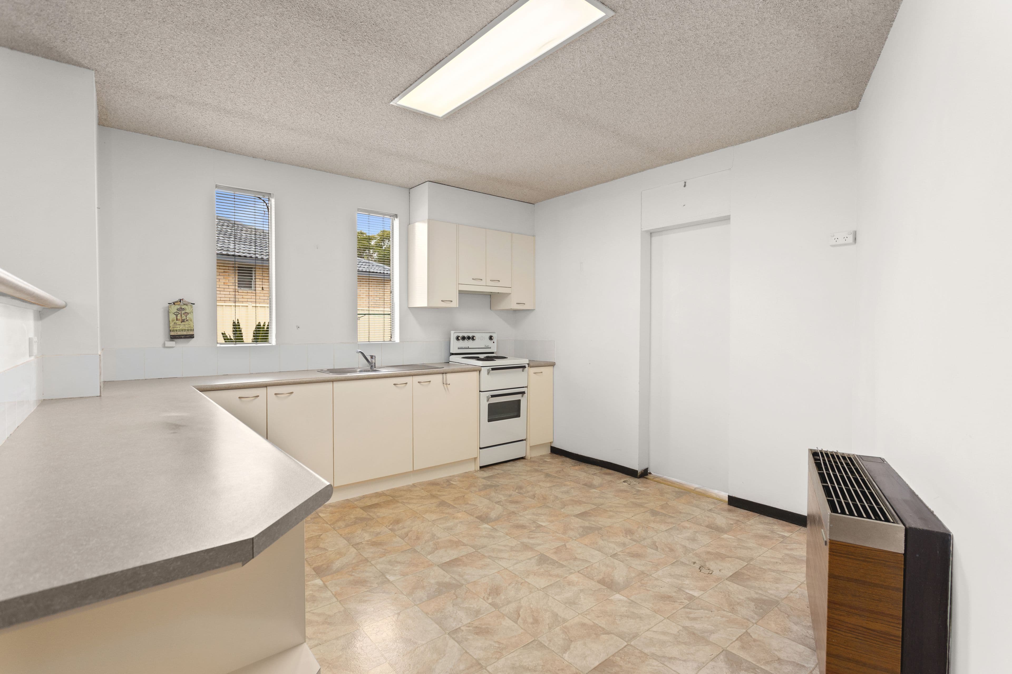 124 High Street, Taree NSW 2430, Taree - Thumbnail 4