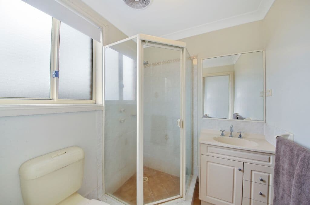 15 Mcgrath Place, Currans Hill - Thumbnail 8
