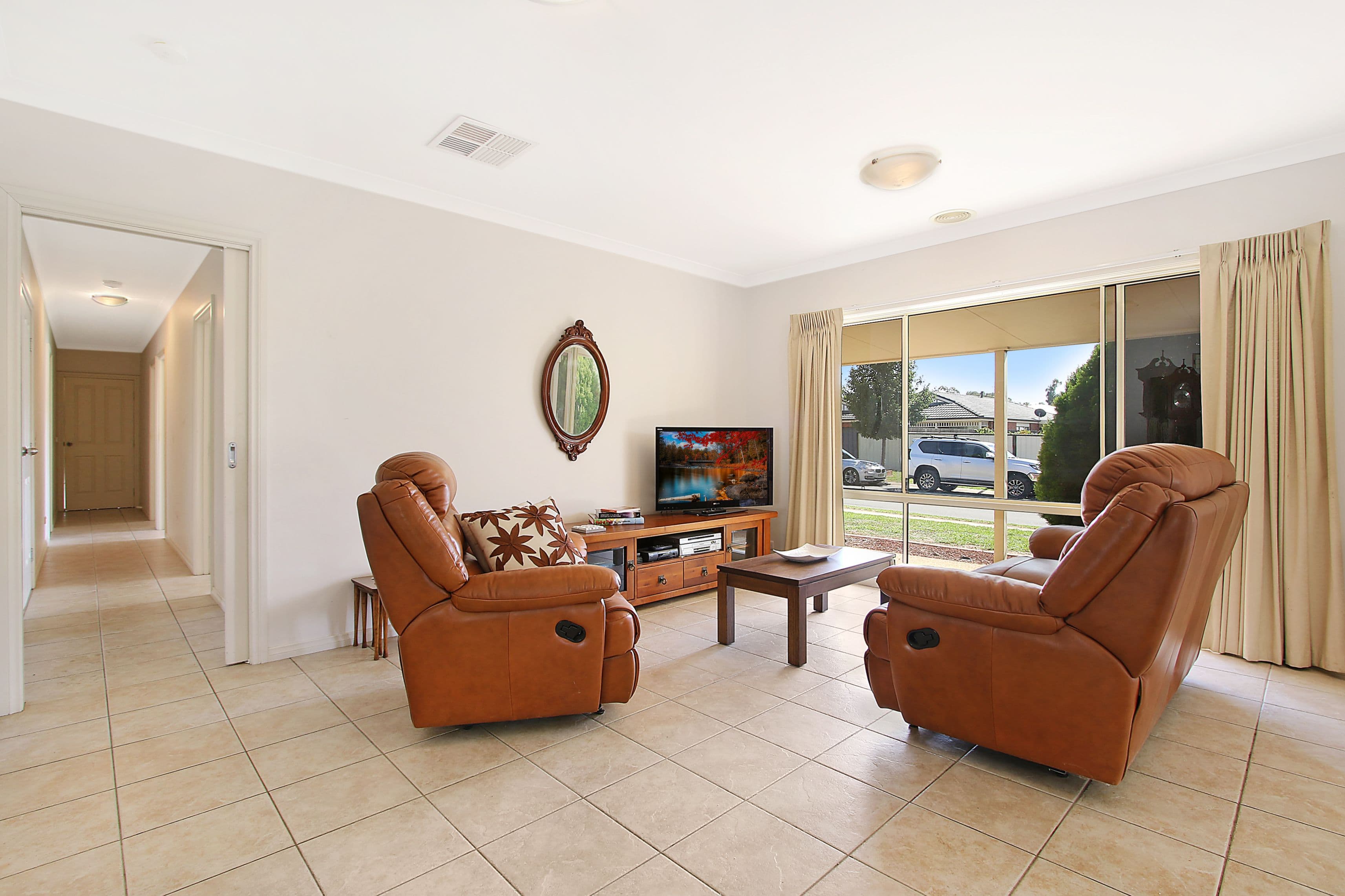 8 Willoughby Avenue, West Wodonga VIC 3690, West Wodonga - Thumbnail 6