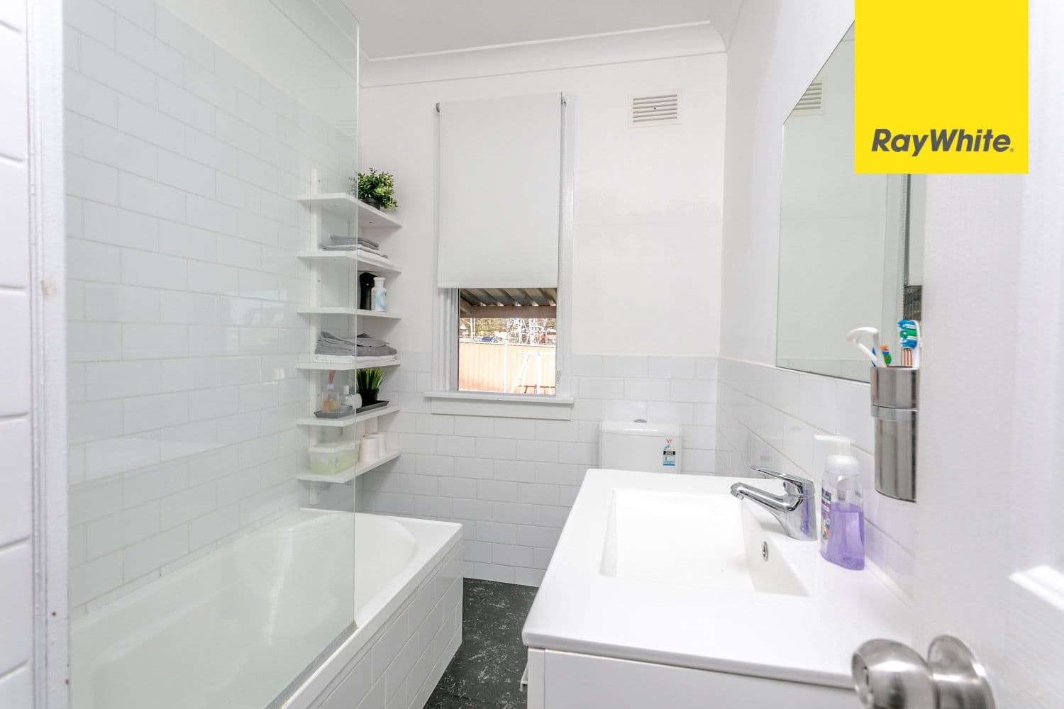 55 Noumea Street, Lethbridge Park - Thumbnail 5