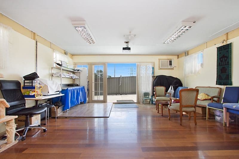26 Tallawong Avenue, Blacktown NSW 2148, Blacktown - Thumbnail 3