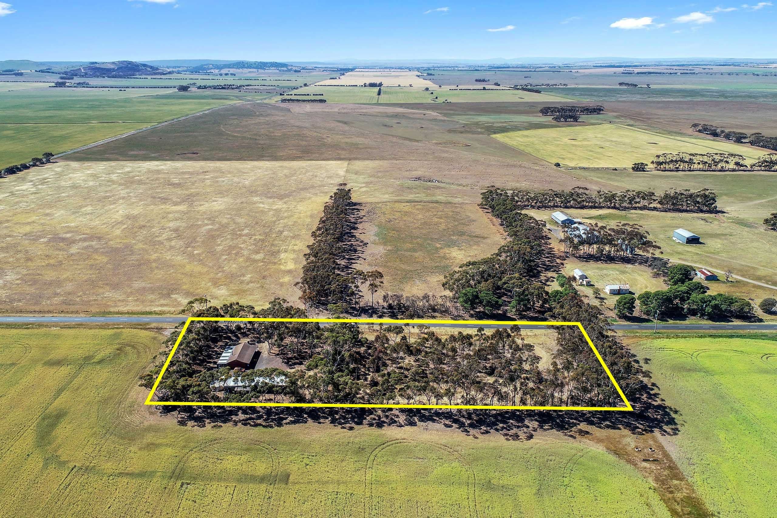 345 Carrs Road, ANAKIE VIC 3213, Anakie - Thumbnail 2
