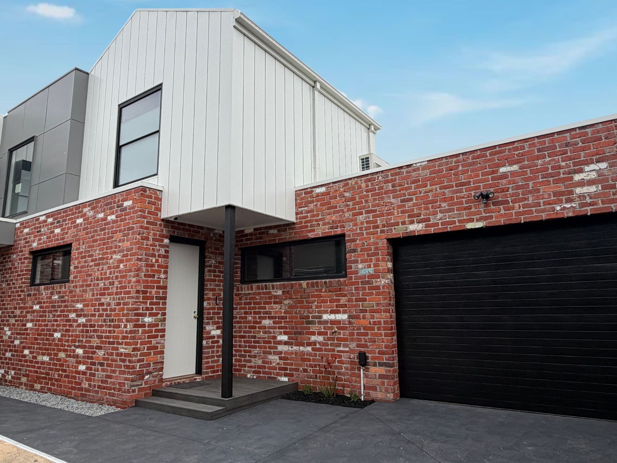 2/83 Arundel Avenue, Reservoir VIC 3073, Reservoir - Image 1