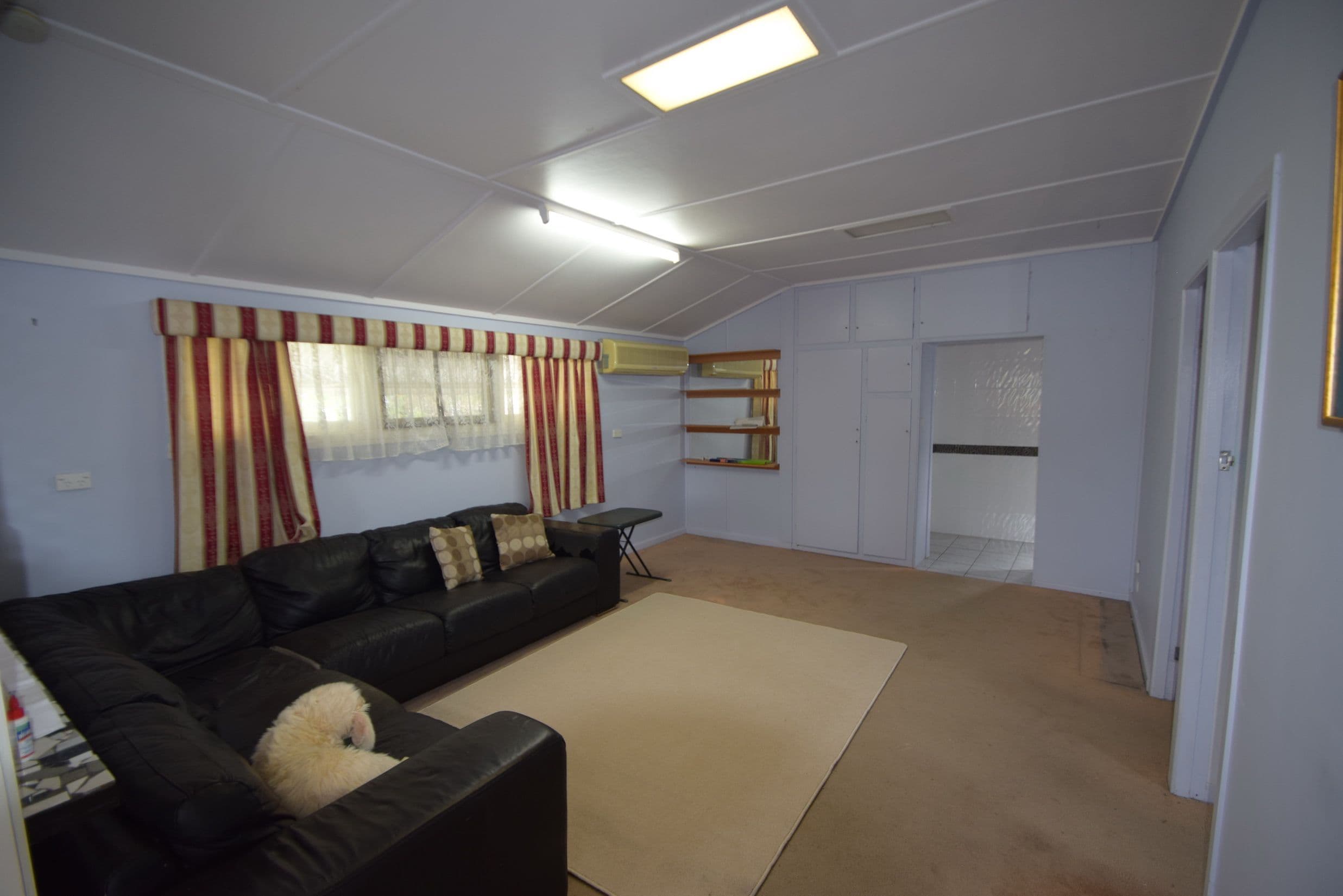 23 Mack Street, Esk QLD 4312, Esk - Thumbnail 5