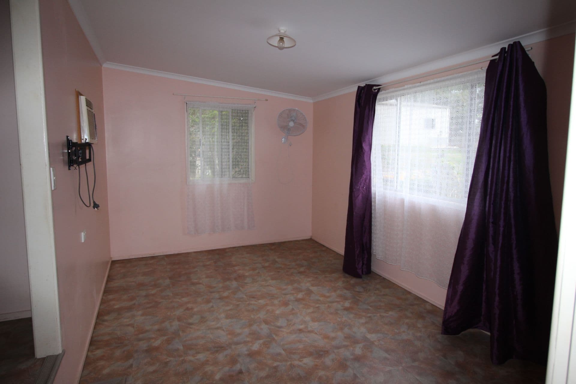 18 Hill Street, Sarina QLD 4737, Sarina - Thumbnail 6