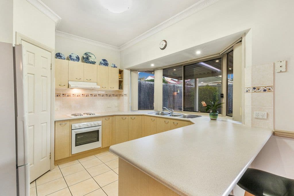 49 Paton Crescent, Forest Lake QLD 4078, Forest Lake - Thumbnail 4