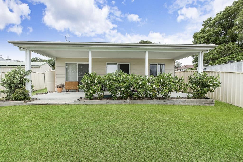 8 & 8a Brougham Avenue, Fennell Bay NSW 2283, Fennell Bay - Thumbnail 3