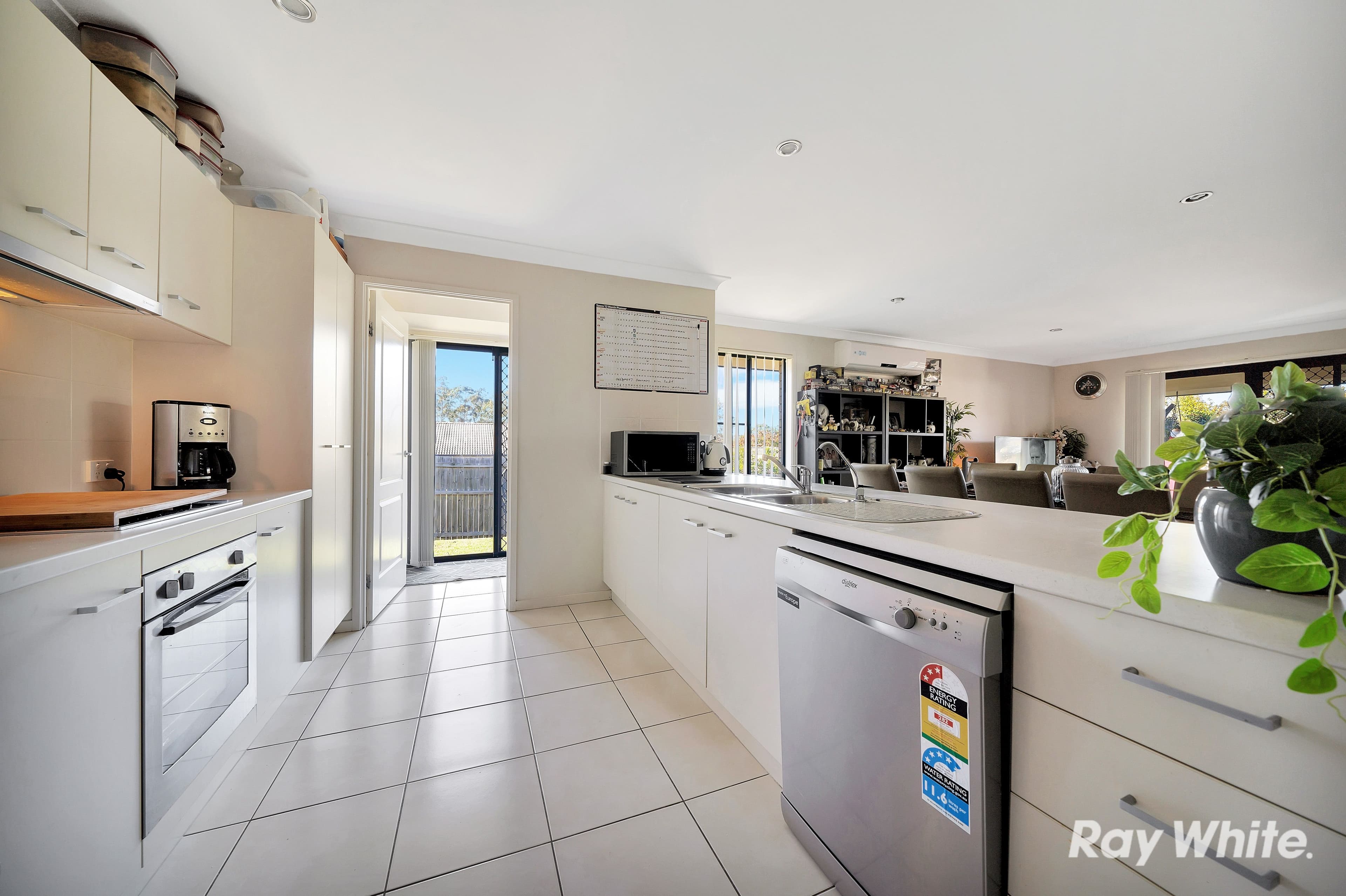 262 Herses Road, Eagleby QLD 4207, Eagleby - Thumbnail 2