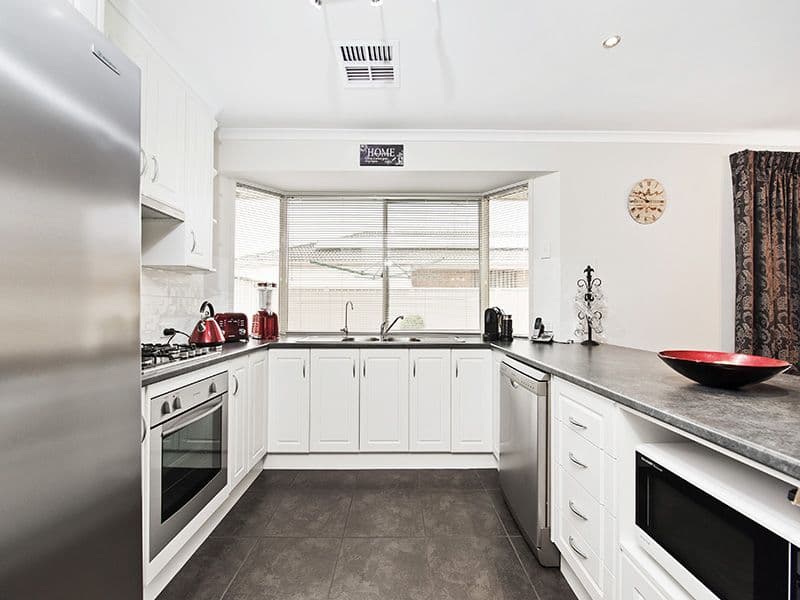 21 Elly Drive, Munno Para West SA 5115, Munno Para West - Thumbnail 2
