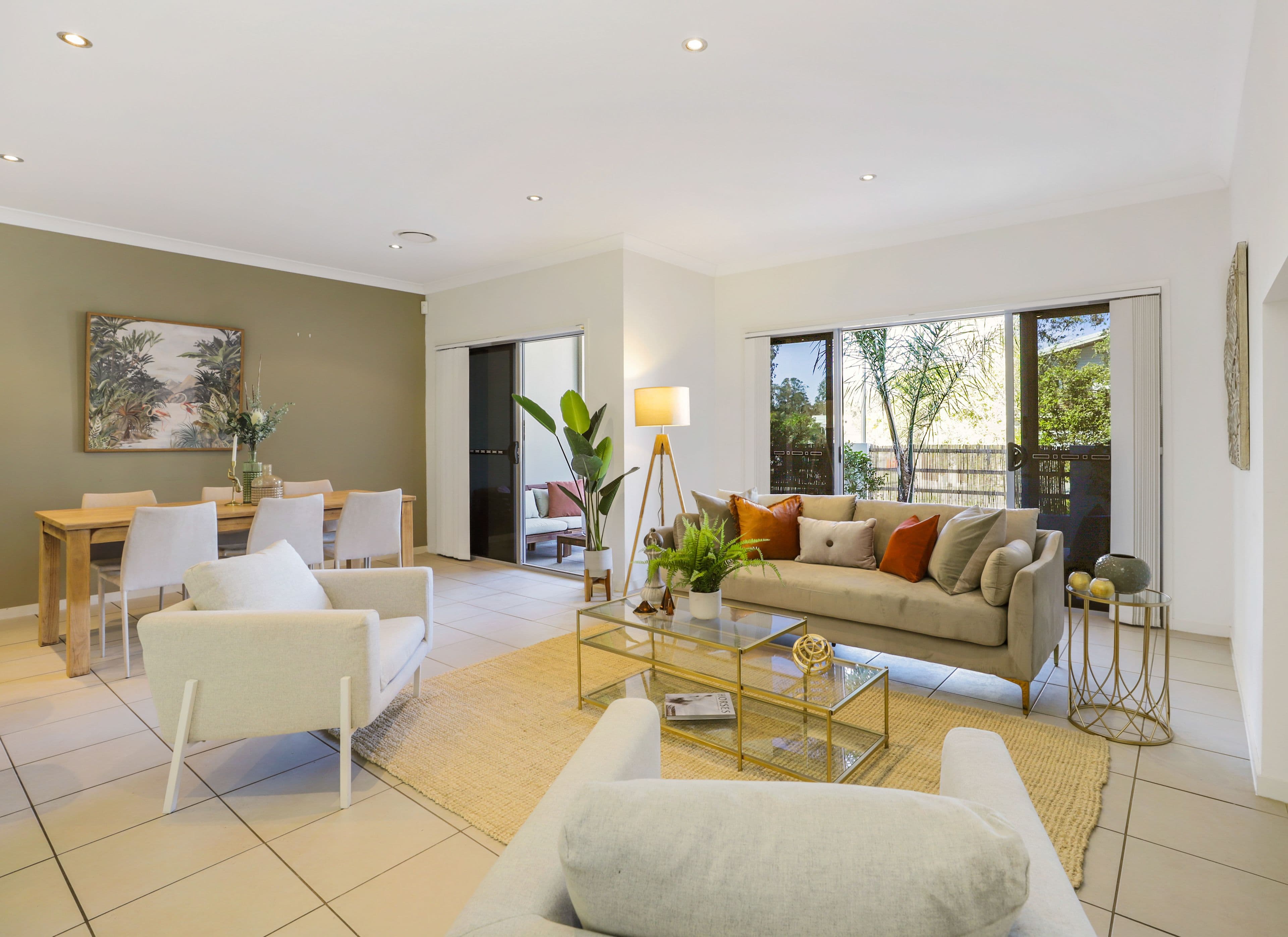 16 Moyenne Crescent, Varsity Lakes QLD 4227, Varsity Lakes - Thumbnail 4