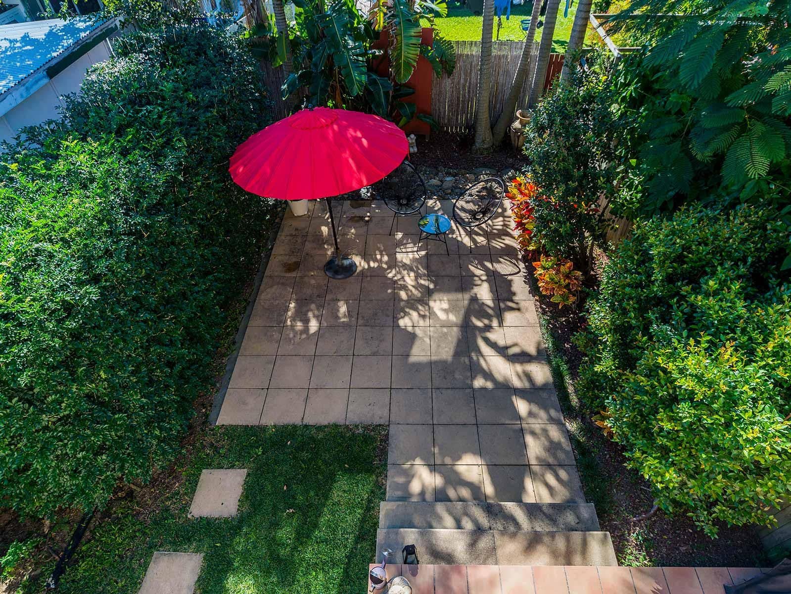 23 Deakin Avenue, Southport QLD 4215, Southport - Thumbnail 4