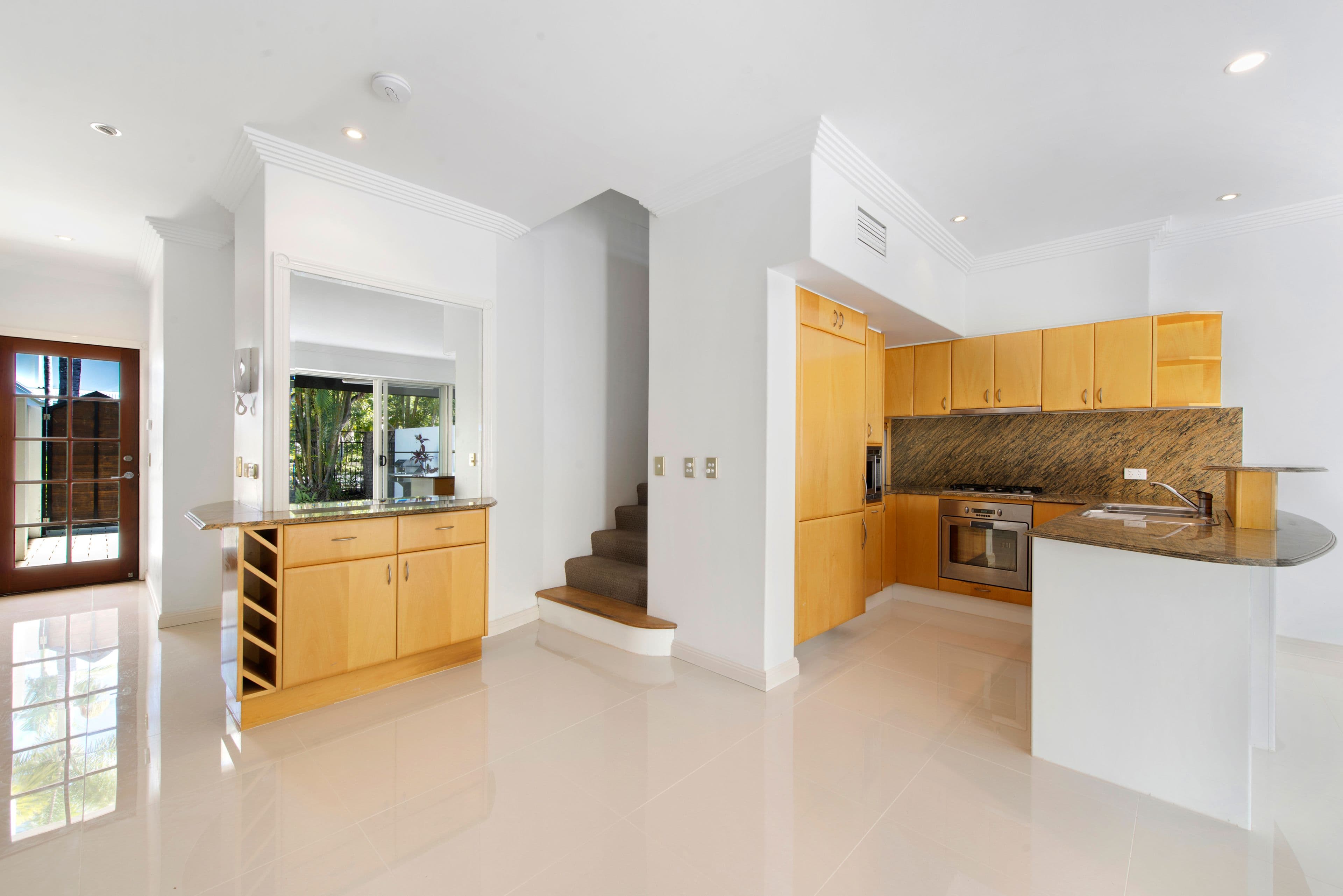 103 Salerno Street, Surfers Paradise QLD 4217, Surfers Paradise - Image 1