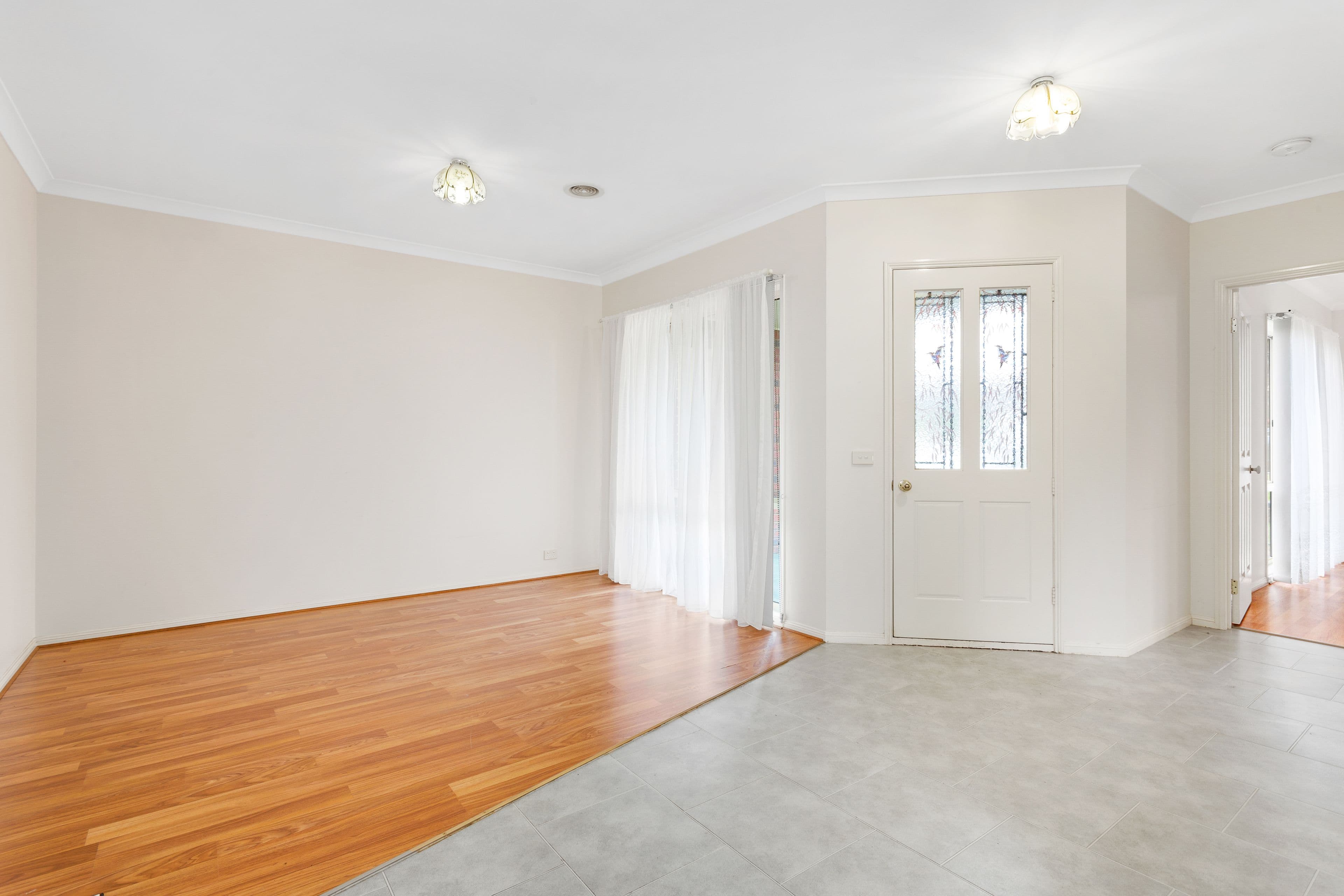 9 Grandview Close, Drouin VIC 3818, Drouin - Thumbnail 4