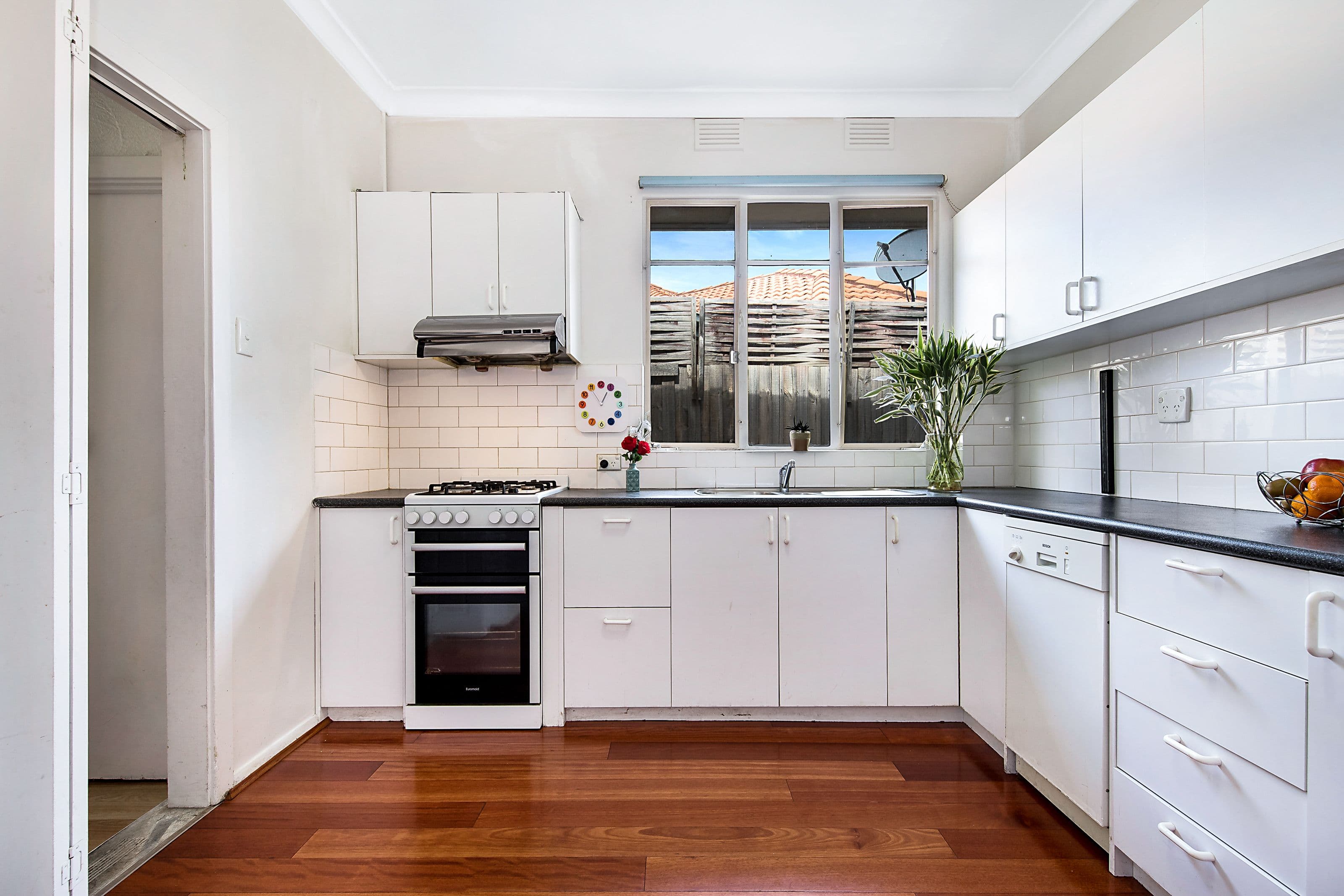 6 Myora Court, Chadstone VIC 3148, Chadstone - Thumbnail 4
