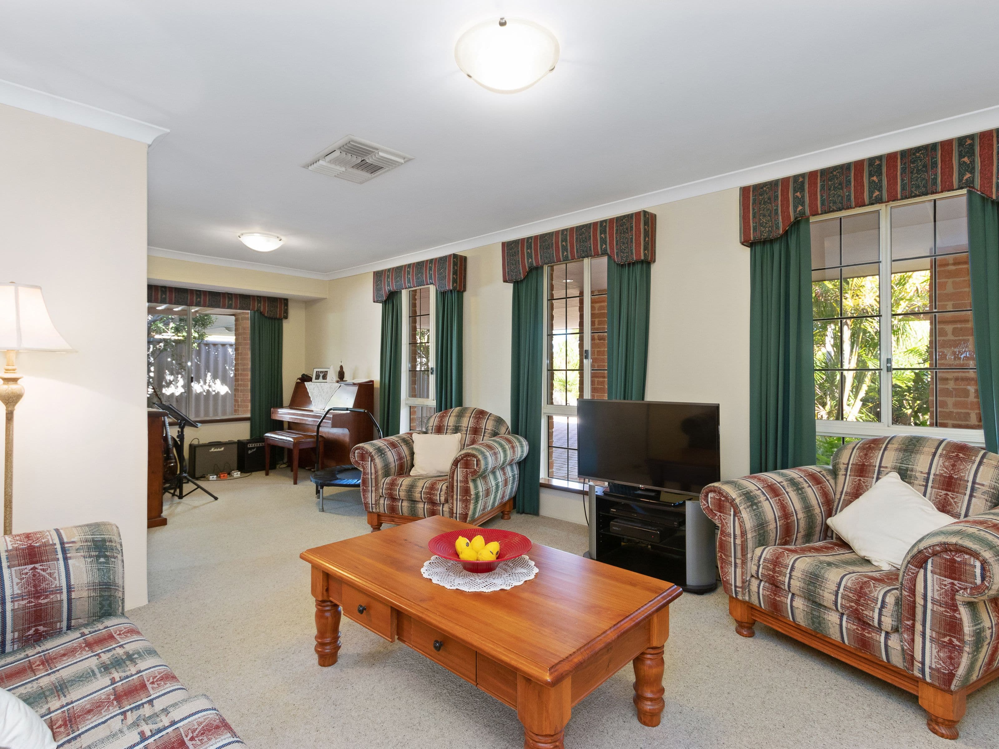 21 Carcoo Court, Beckenham WA 6107, Beckenham - Thumbnail 8