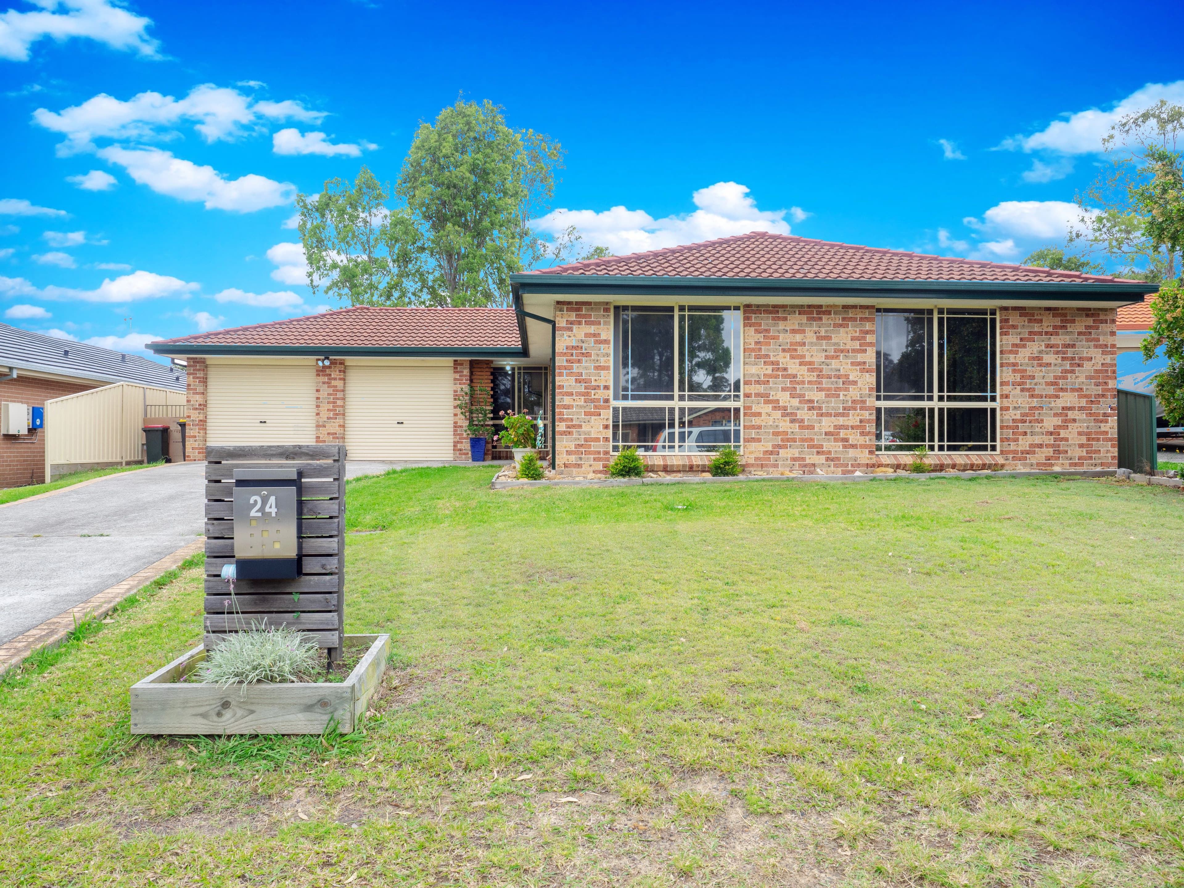 24 Rayleigh Drive, Worrigee - Image 1