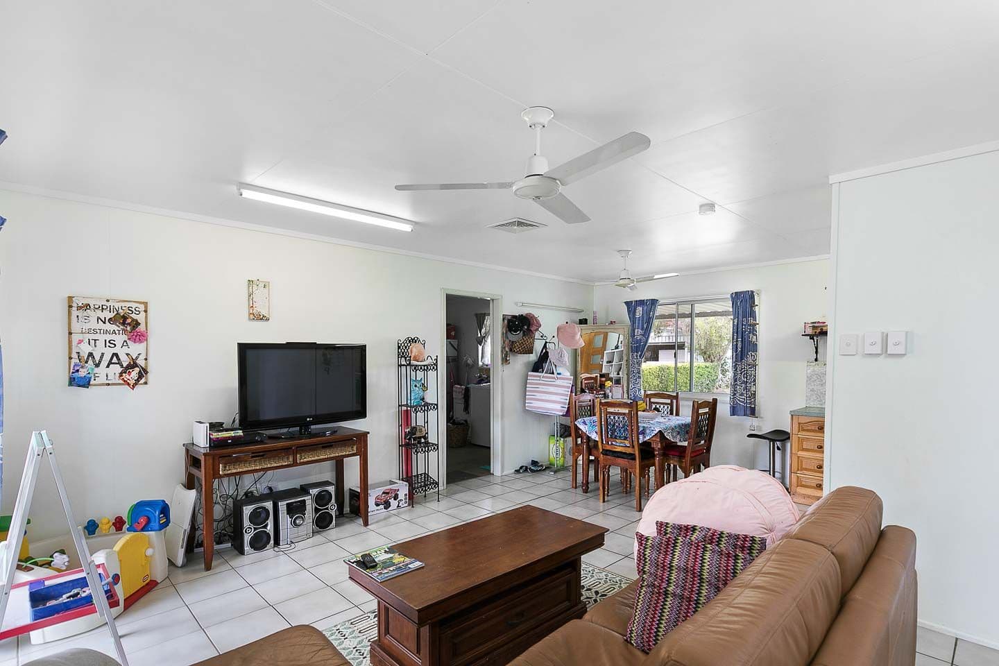 33 Riverview Drive, Burrum Heads QLD 4659, Burrum Heads - Thumbnail 5