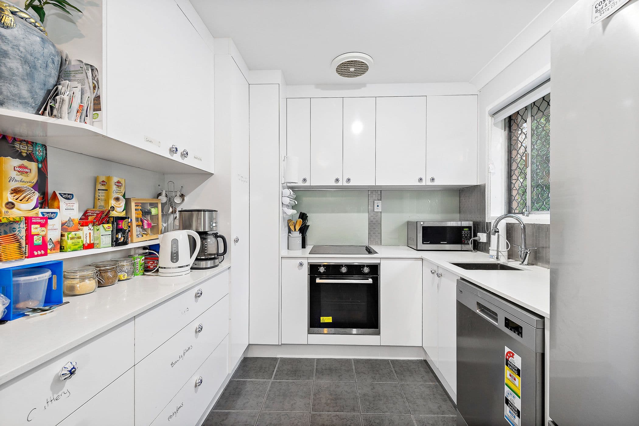 28 Amersham Street, Kippa-Ring QLD 4021, Kippa-Ring - Thumbnail 5
