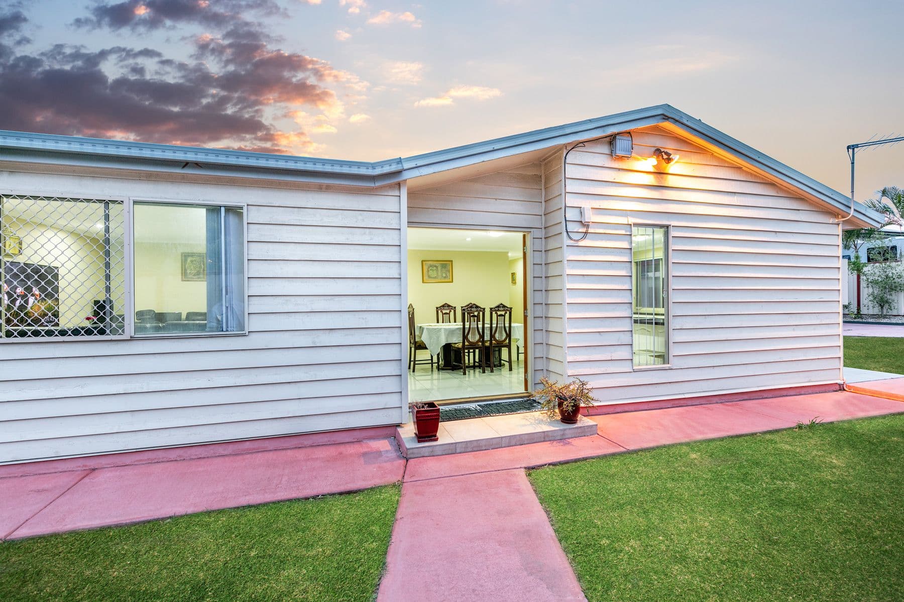 1 Tiffany Street, Browns Plains QLD 4118, Browns Plains - Thumbnail 2