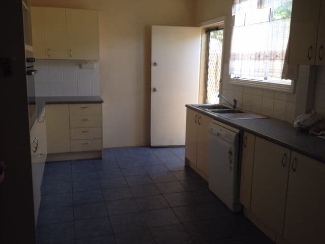 28 Dempsey Street, Mount Isa QLD 4825, Mount Isa - Thumbnail 4