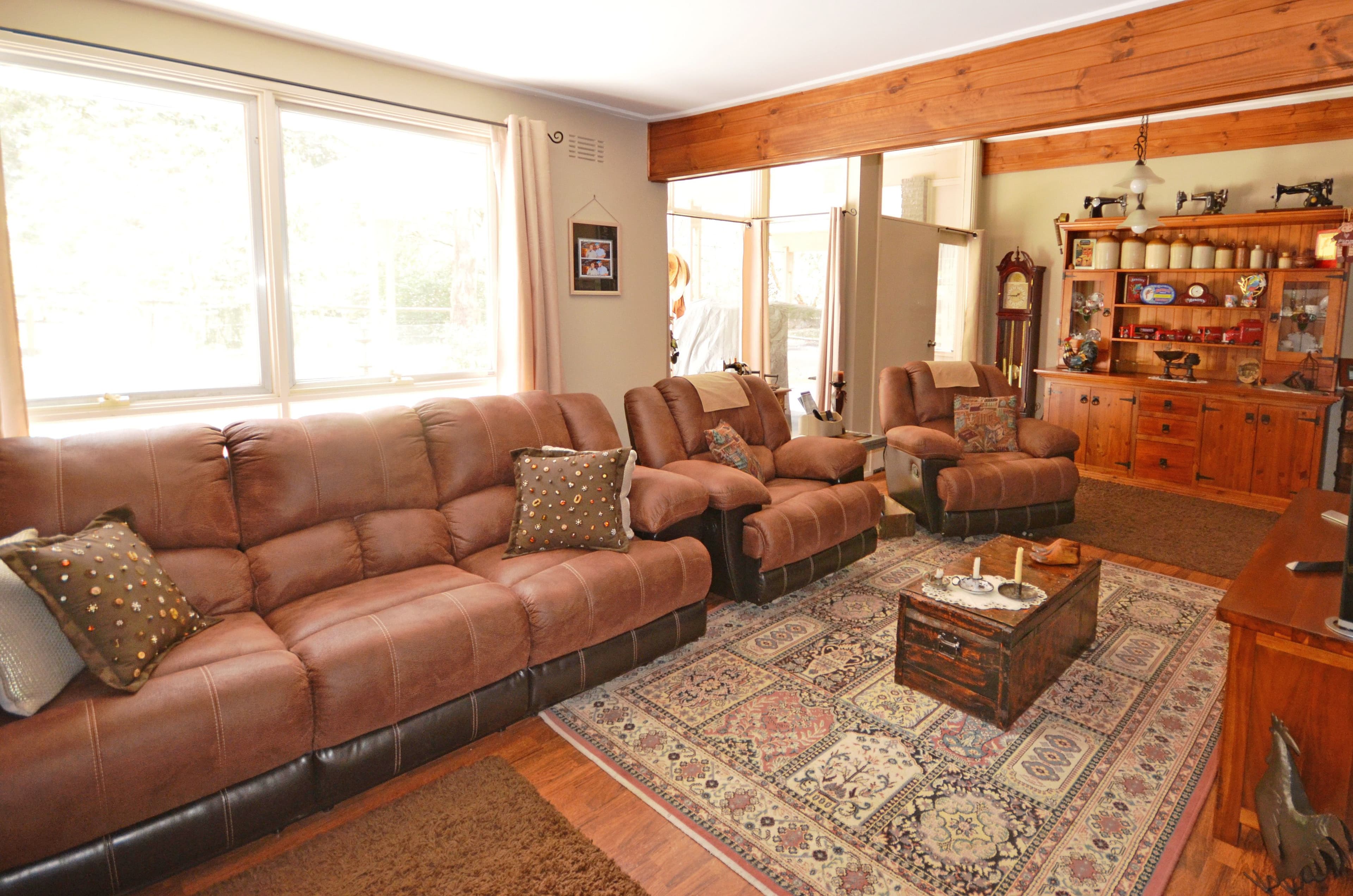 5 Hastings Lane, Mount Egerton VIC 3352, Mount Egerton - Thumbnail 2