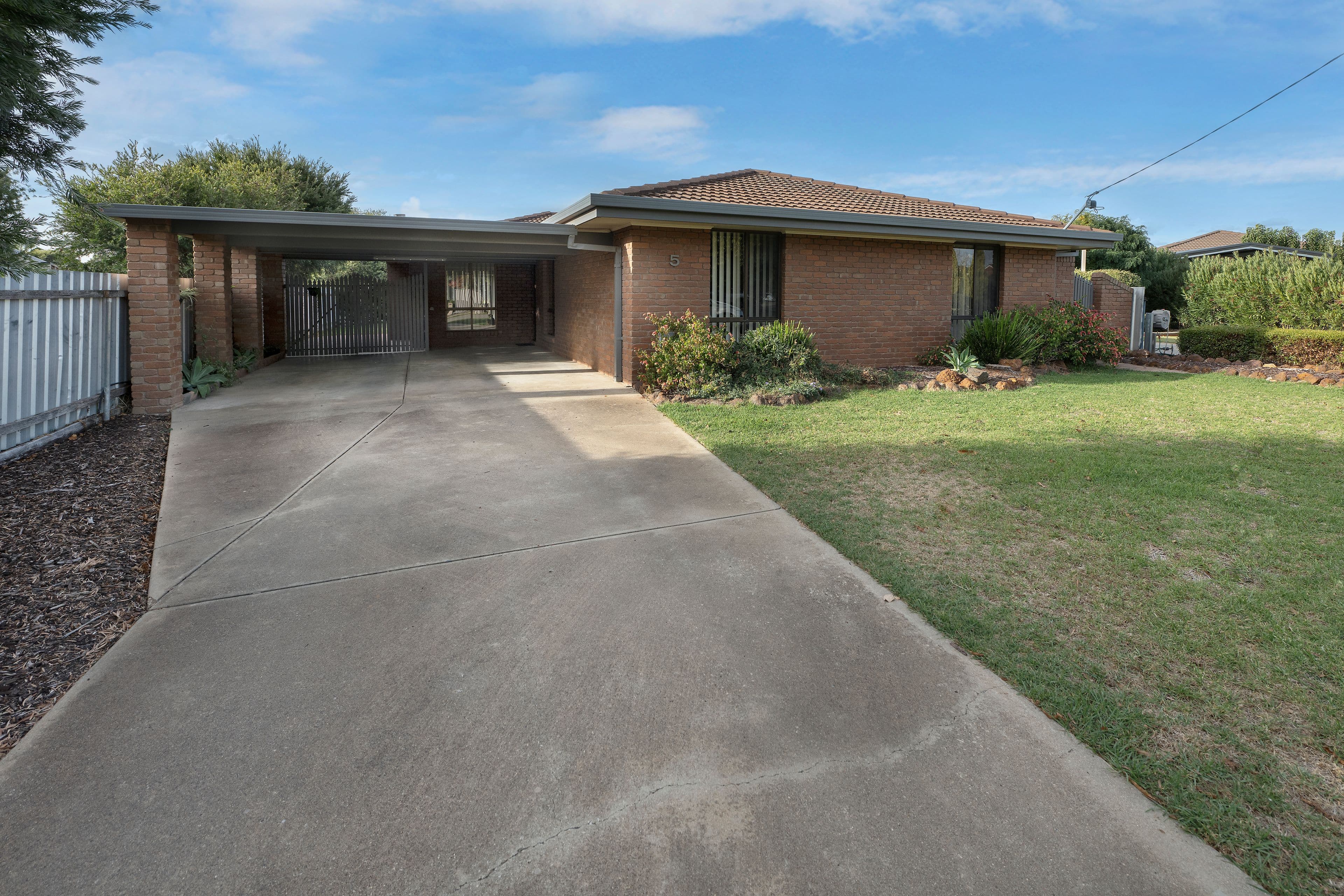5 Wilkins Grove, Swan Hill VIC 3585, Swan Hill - Image 1