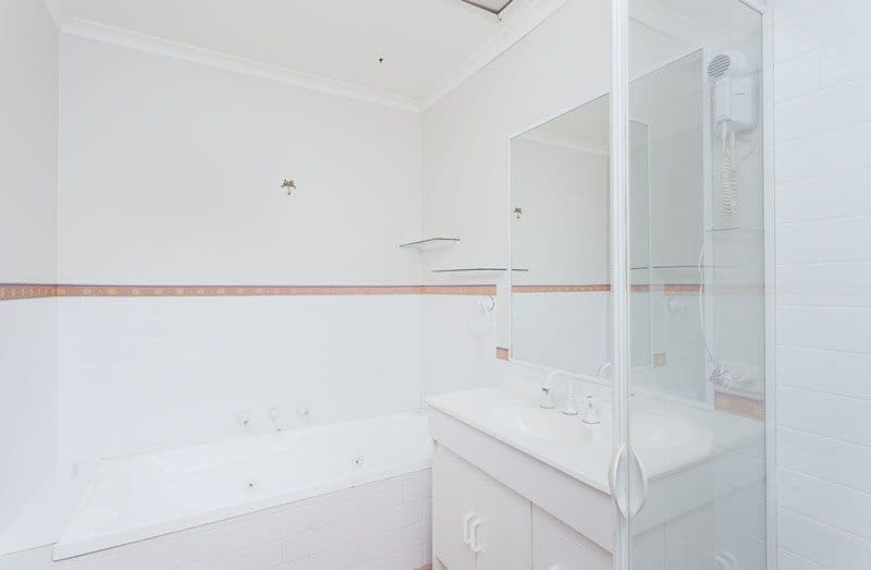 18 Watchorn Close, Holt ACT 2615, Holt - Thumbnail 7