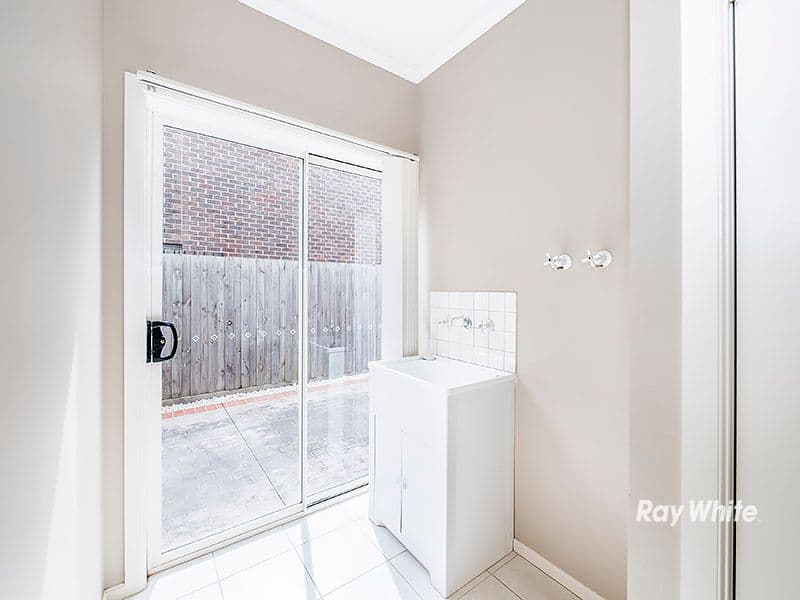 6 Elgin Mews, Cranbourne VIC 3977, Cranbourne - Thumbnail 4