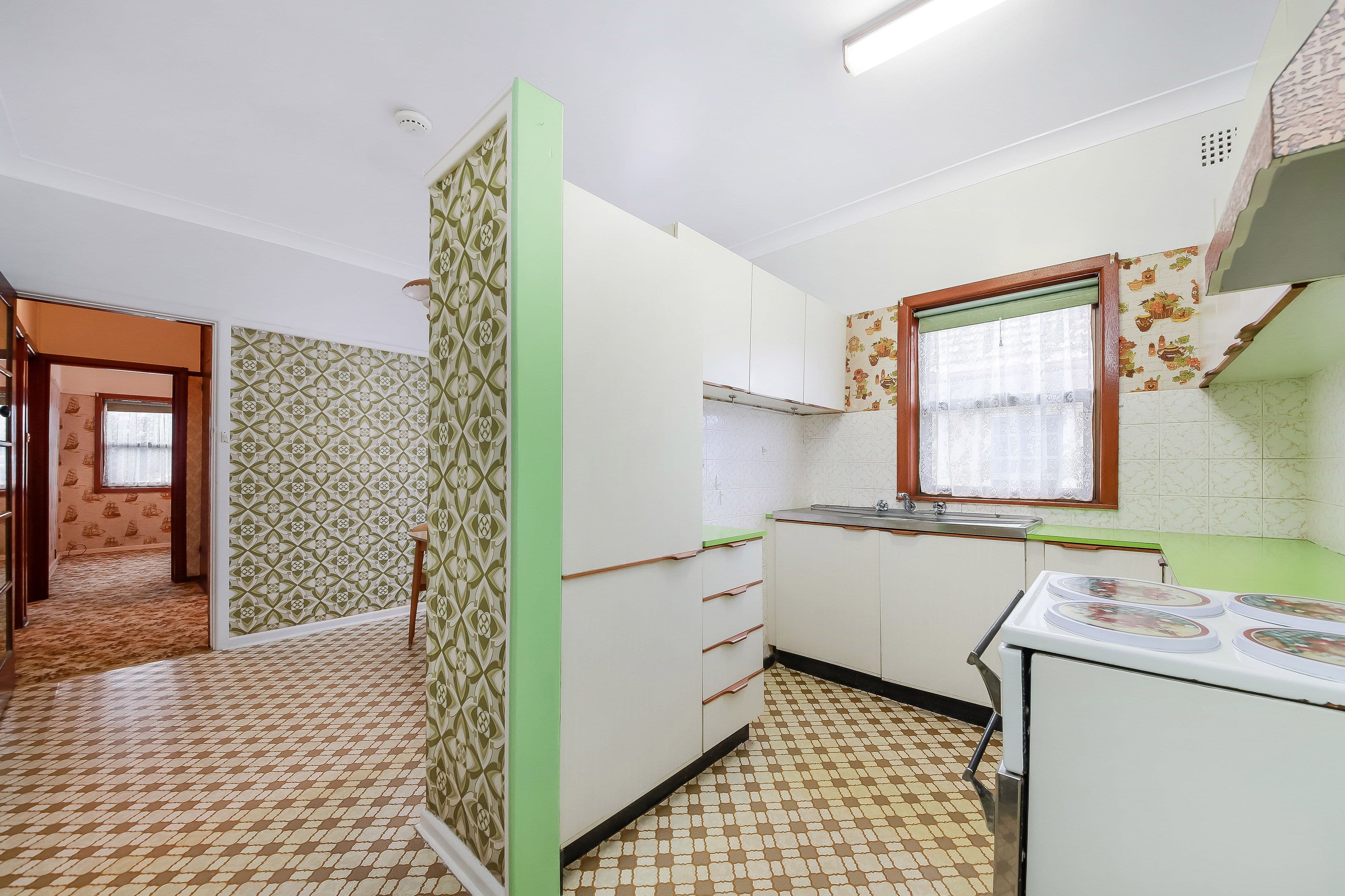 22 Harcourt Avenue, East Hills NSW 2213, East Hills - Thumbnail 3