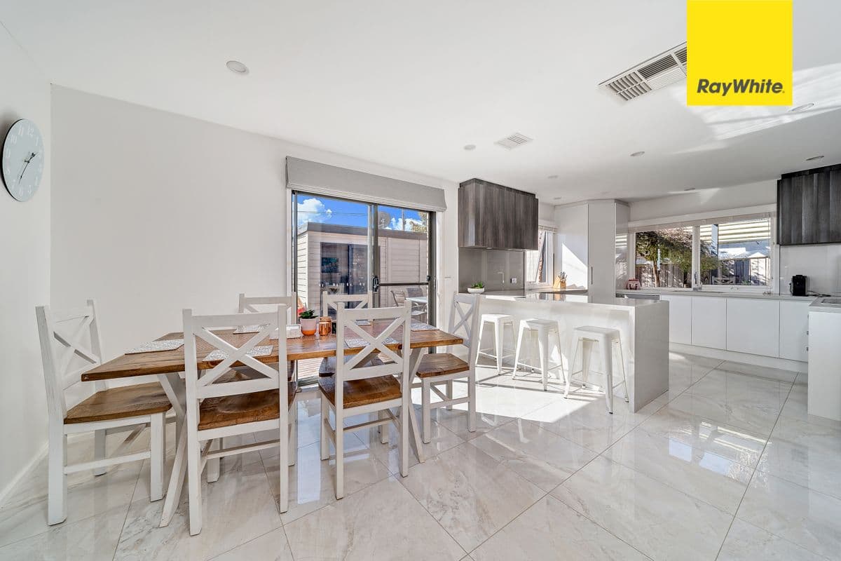 13 Poole Place, Latham ACT 2615, Latham - Thumbnail 2