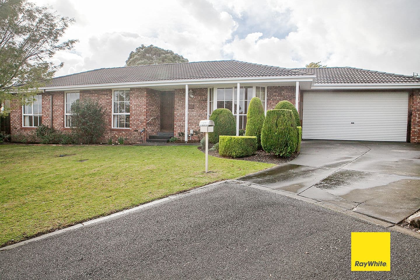 17 Roberna Court, Langwarrin VIC 3910, Langwarrin - Thumbnail 2