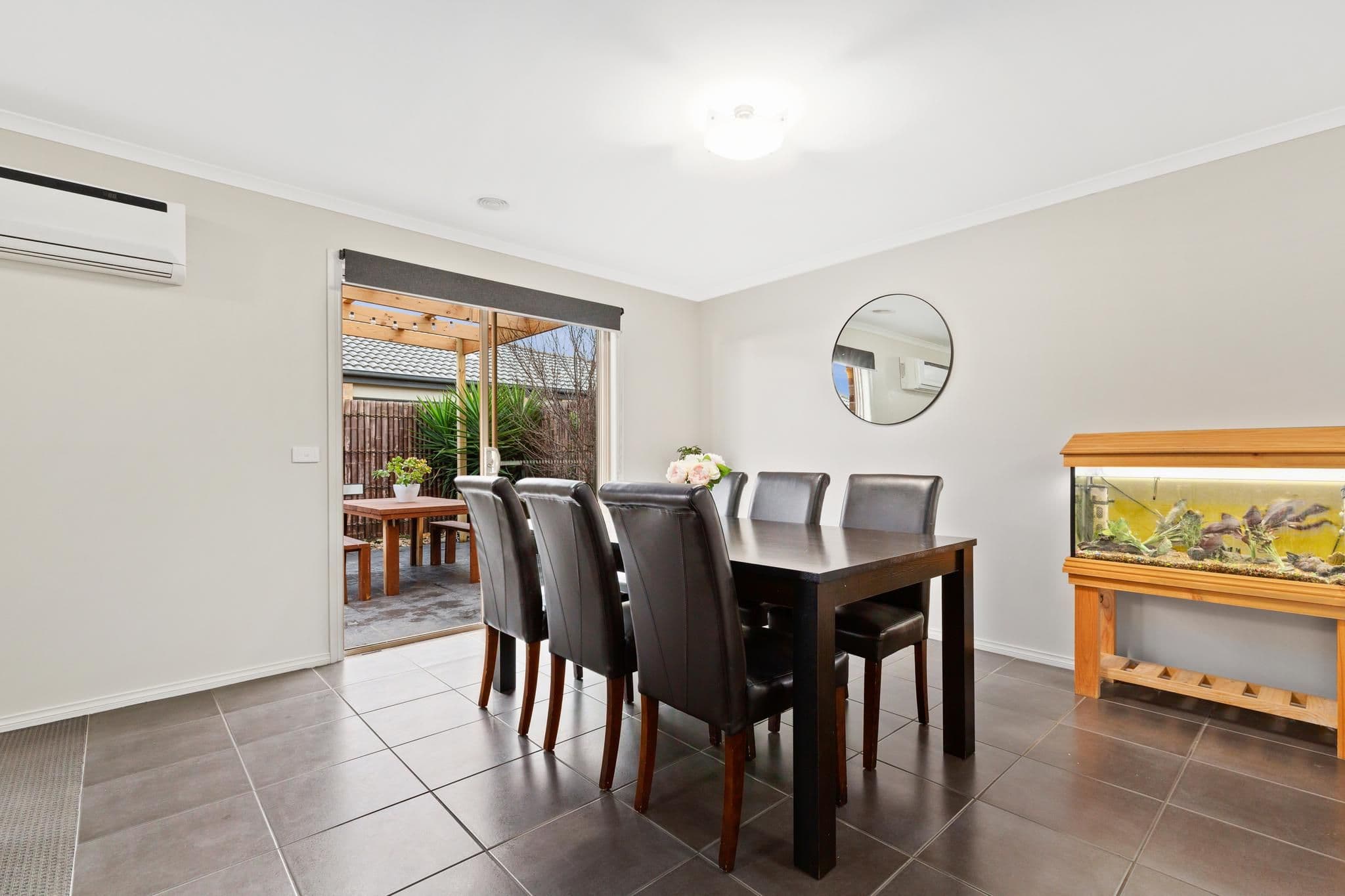18 Weebill Way, Pakenham VIC 3810, Pakenham - Thumbnail 4