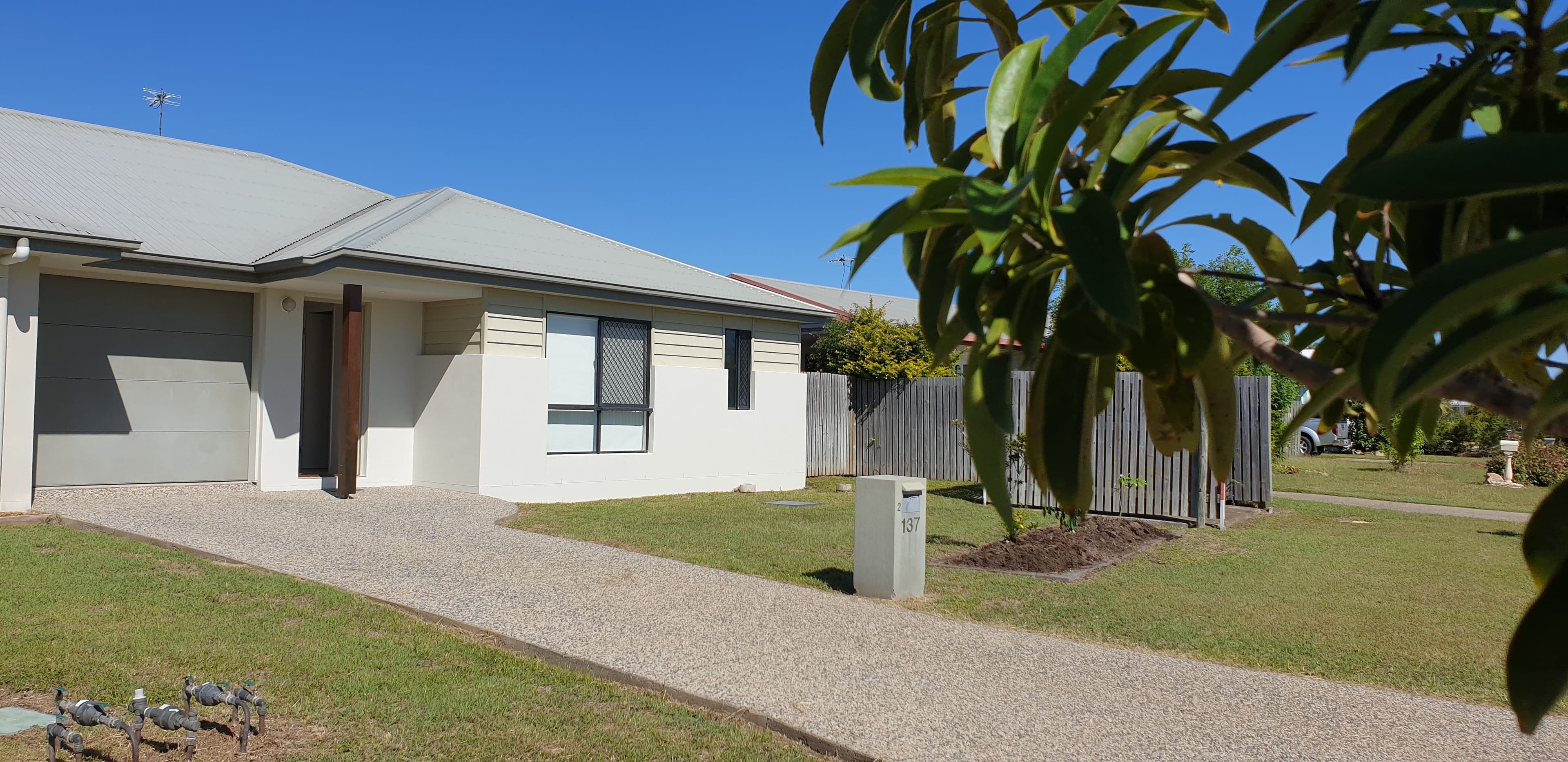 137 DAYDREAM Circuit, Burdell QLD 4818, Burdell - Thumbnail 2