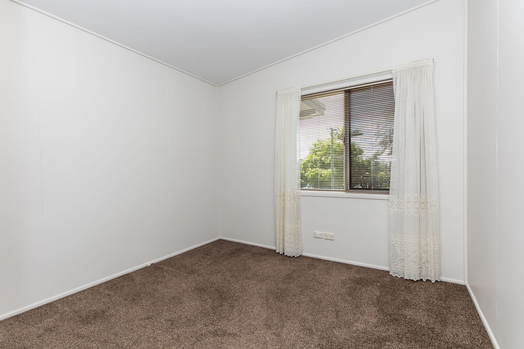 7 Brownhill Street, Logan Central QLD 4114, Logan Central - Thumbnail 5
