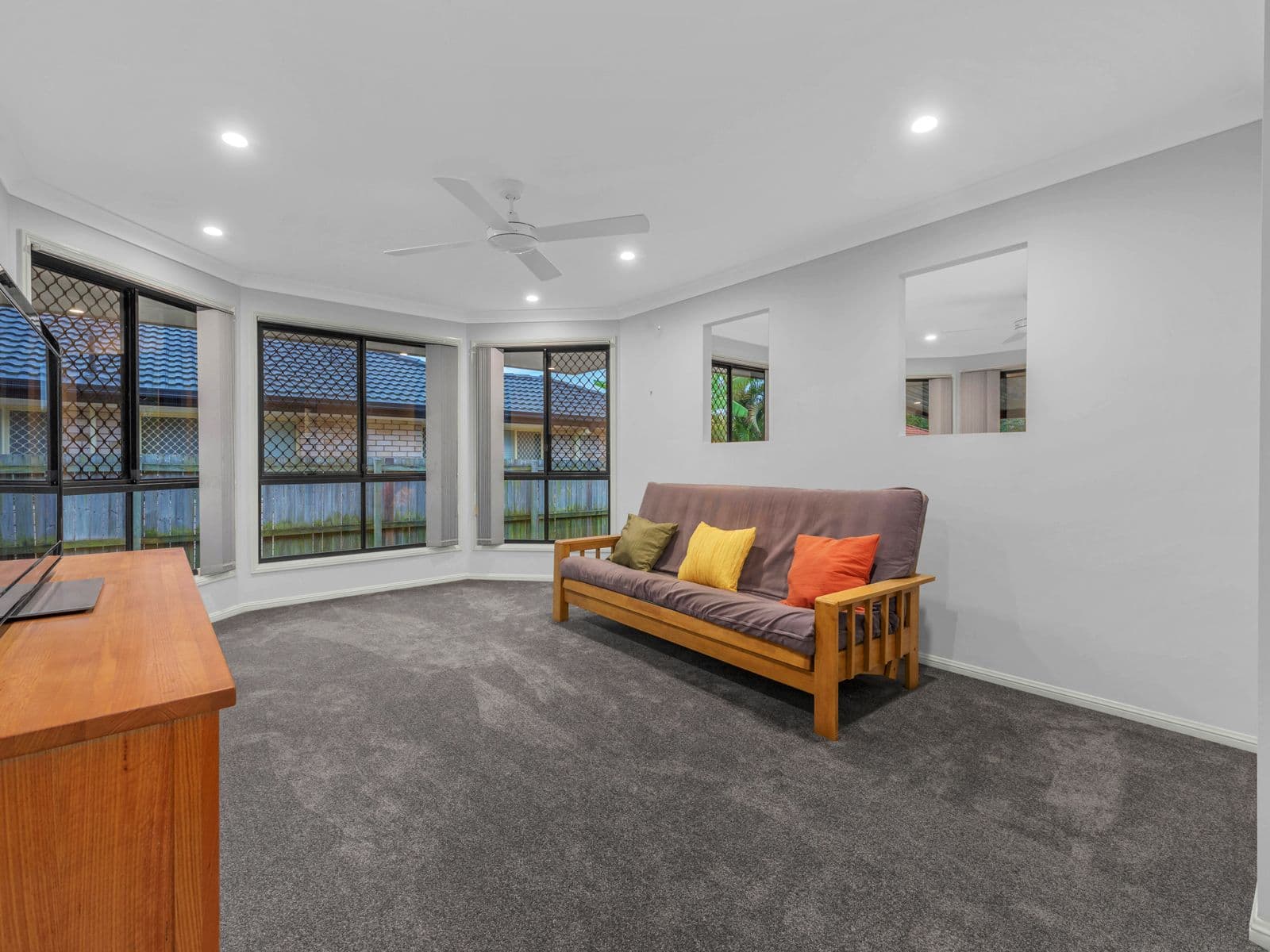 50 Gleneagles Crescent, Oxley QLD 4075, Oxley - Thumbnail 7