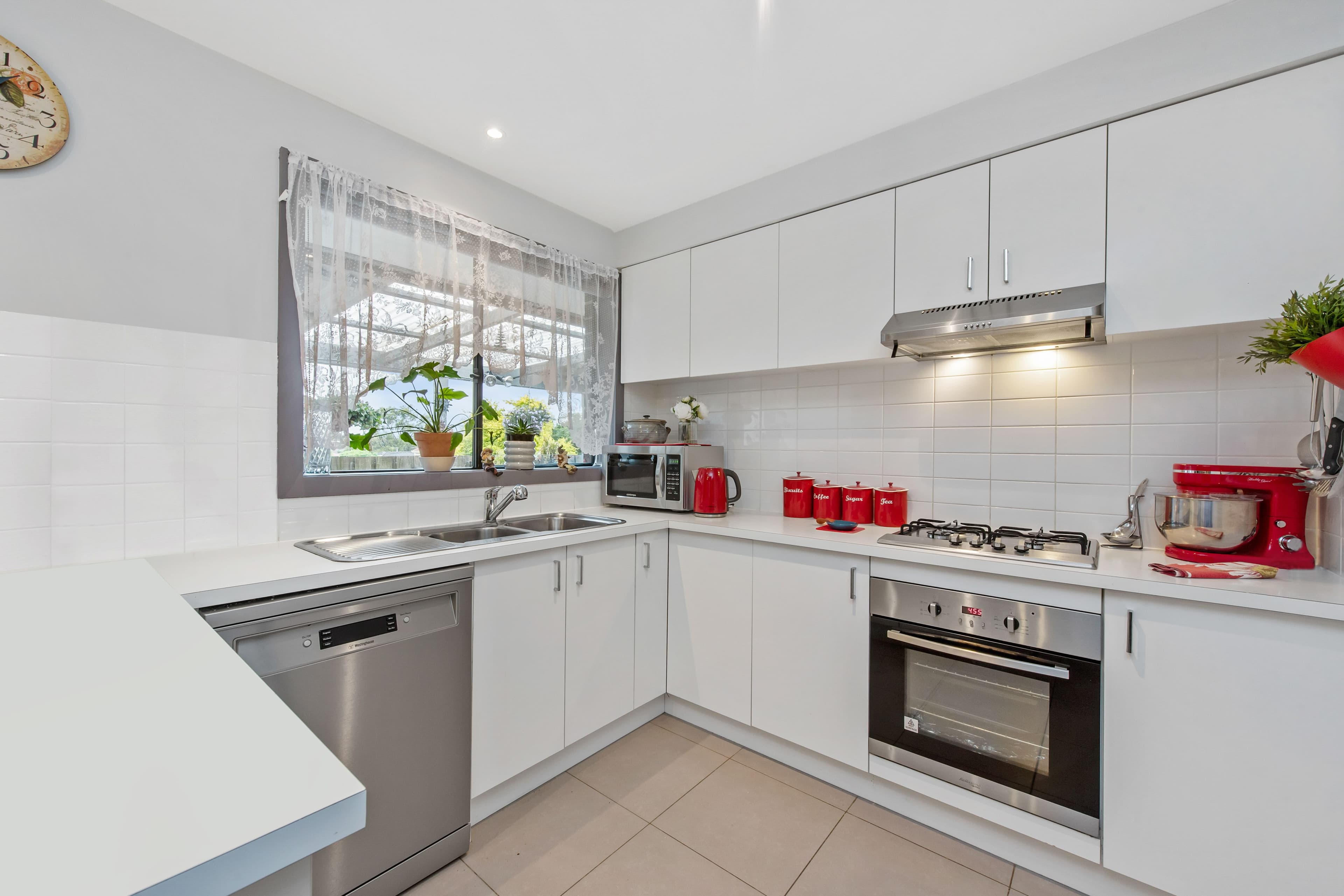 34 Tuscany Rise, Pakenham VIC 3810, Pakenham - Thumbnail 3