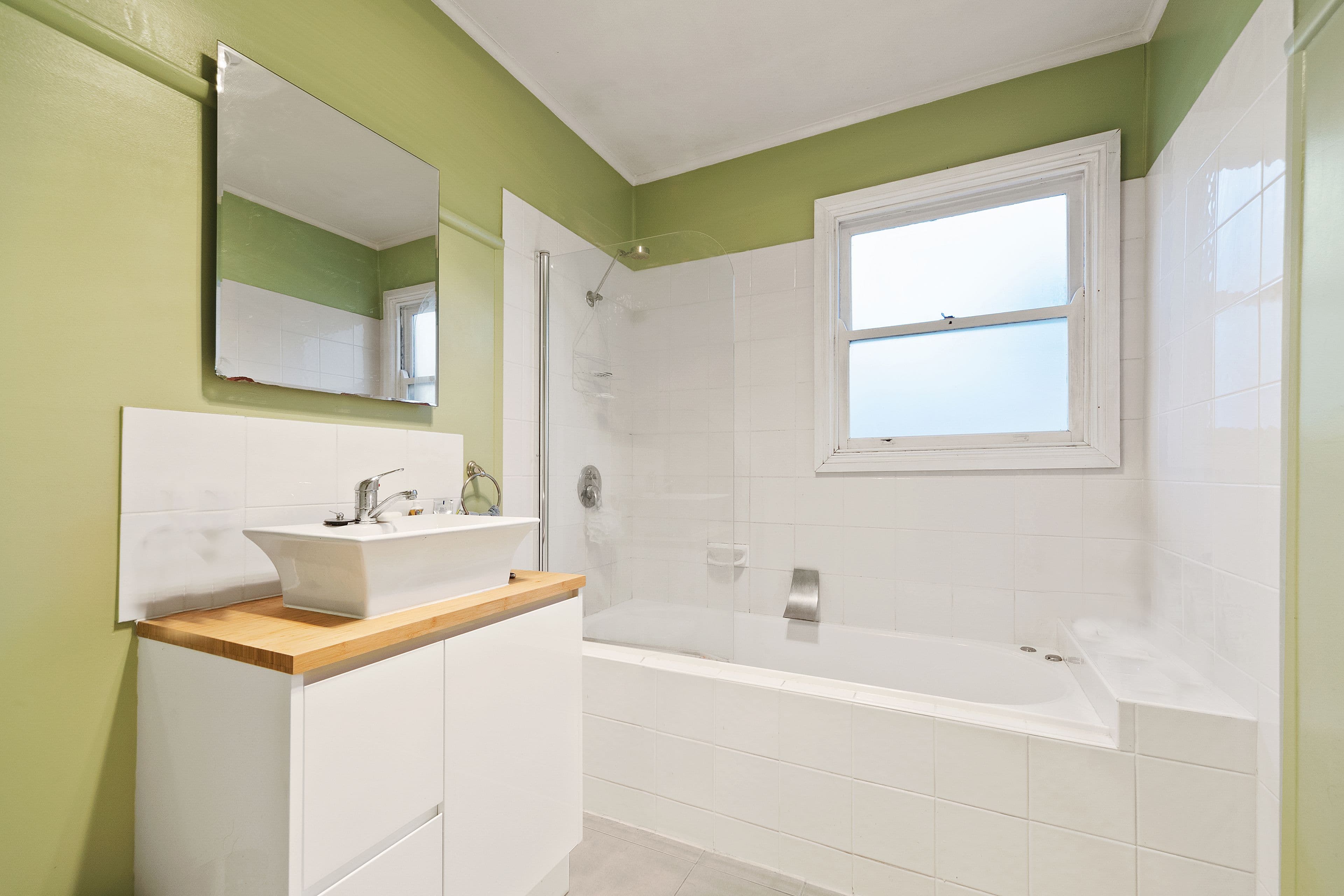 15 Young Street, Golden Point VIC 3350, Golden Point - Thumbnail 8