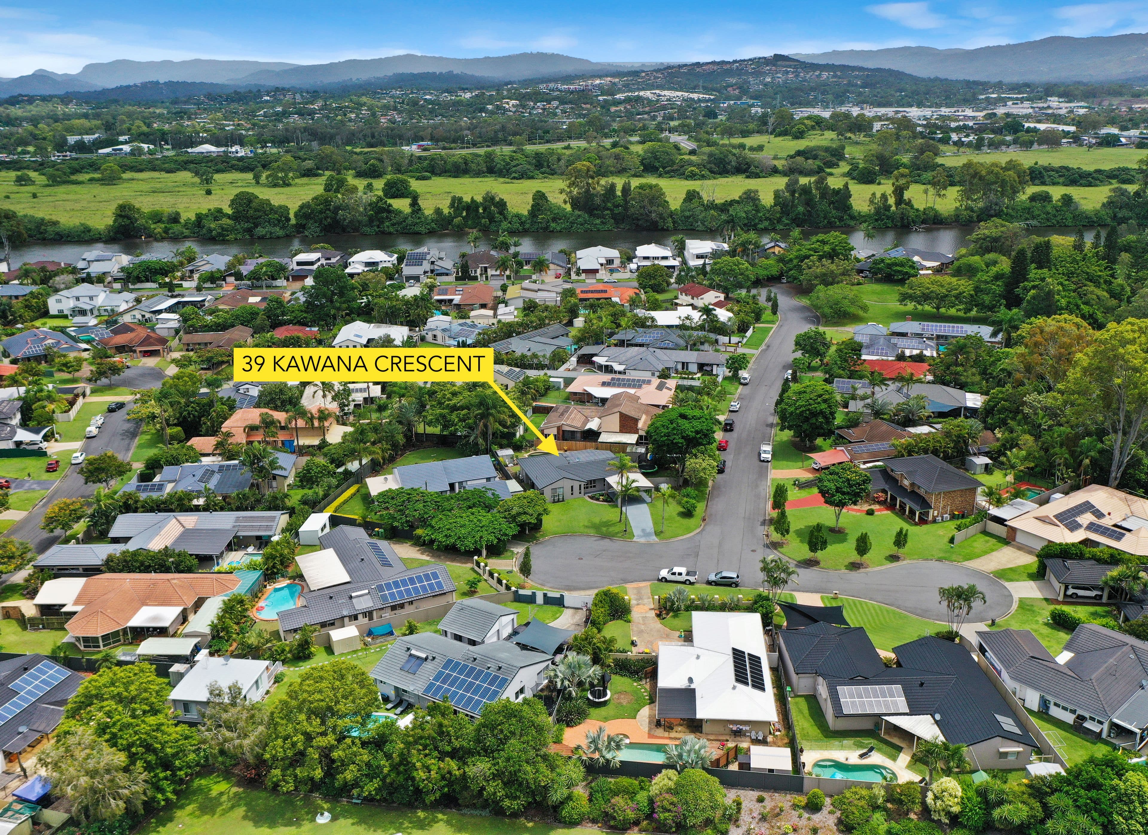 39 Kawana Crescent, Ashmore QLD 4214, Ashmore - Thumbnail 2