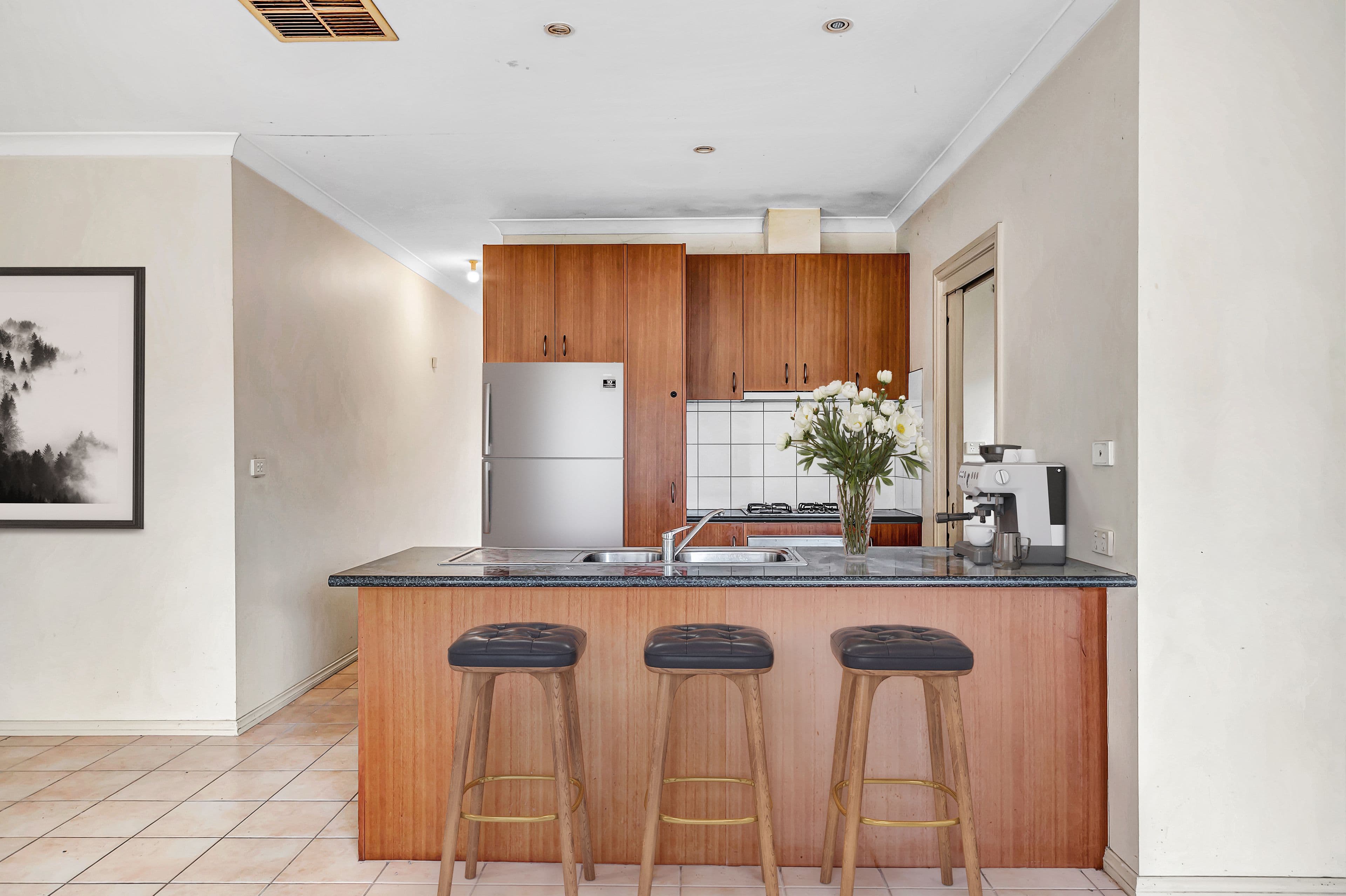 14 Hinchinbrook Close, Caroline Springs VIC 3023, Caroline Springs - Thumbnail 3