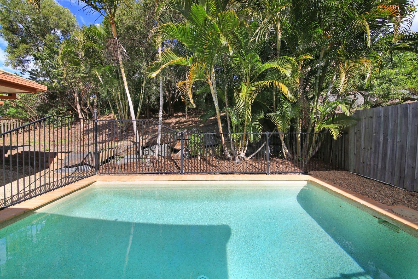 20 Greensborough Crescent, Parkwood QLD 4214, Parkwood - Thumbnail 2