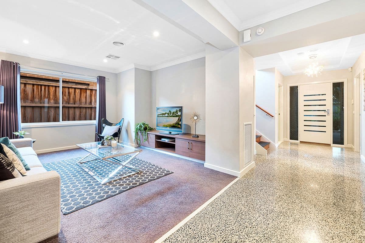 25 Carbine Way, Lyndhurst VIC 3975, Lyndhurst - Thumbnail 2