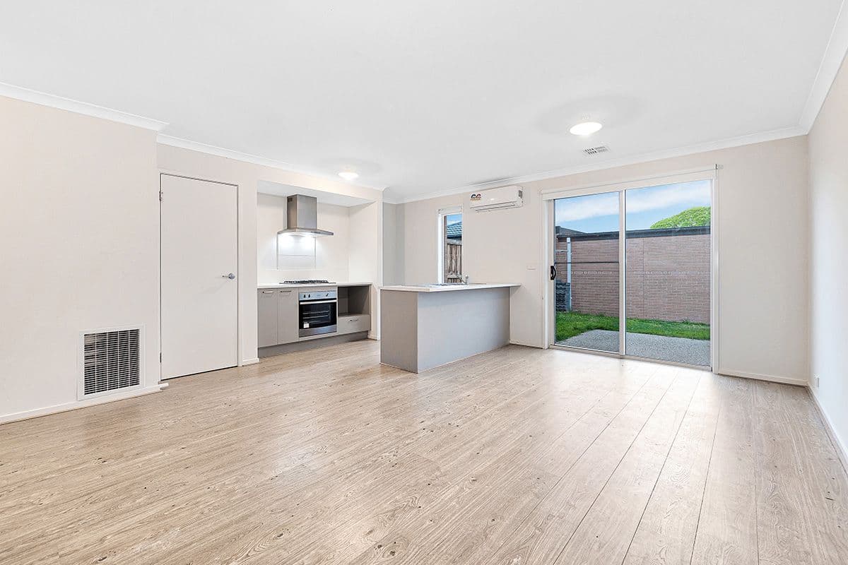 6 Honeybrook Lane, Clyde VIC 3978, Clyde - Thumbnail 7