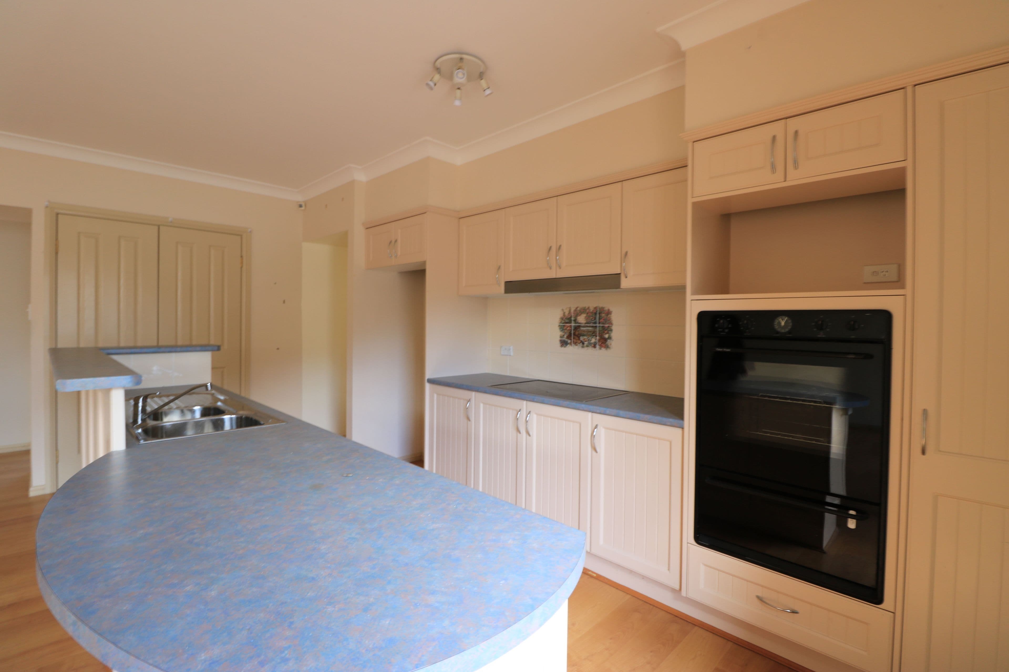 607 Cabramatta Road, Cabramatta West NSW 2166, Cabramatta West - Thumbnail 2