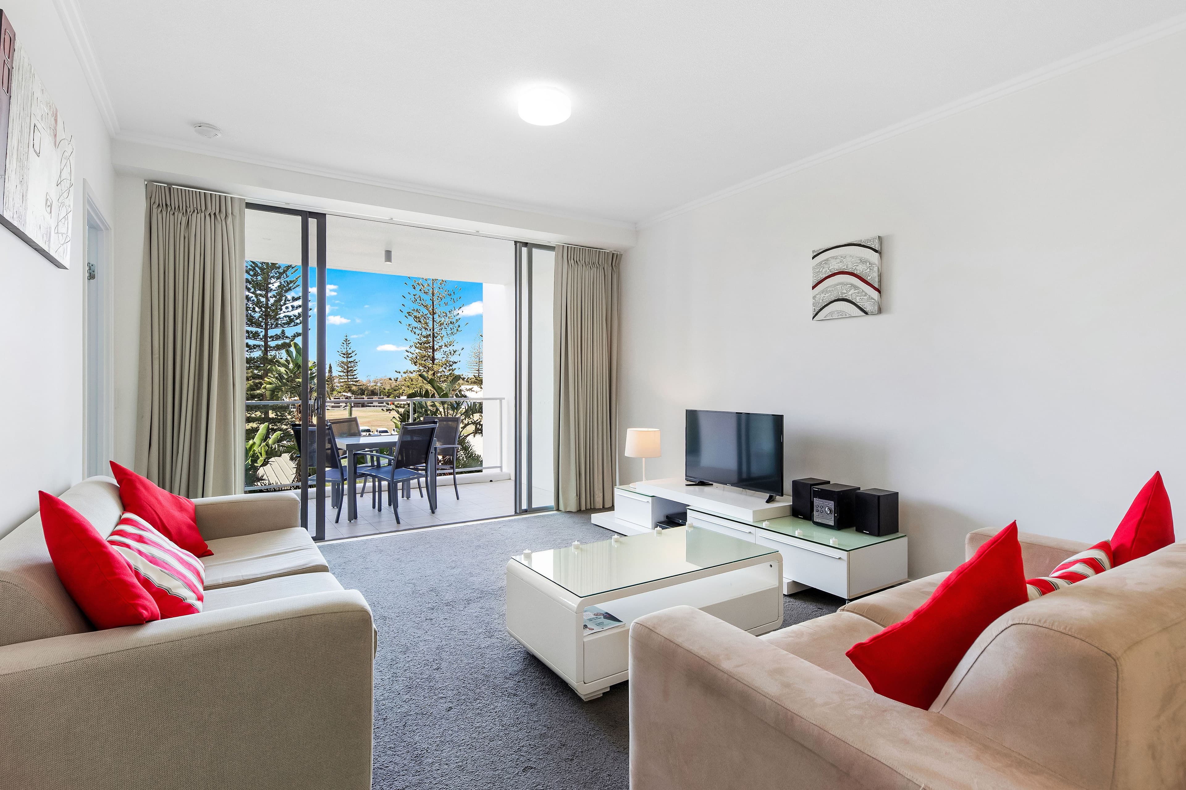 23 Ocean Pacific 25 Surf Parade, Broadbeach QLD 4218, Broadbeach - Thumbnail 2